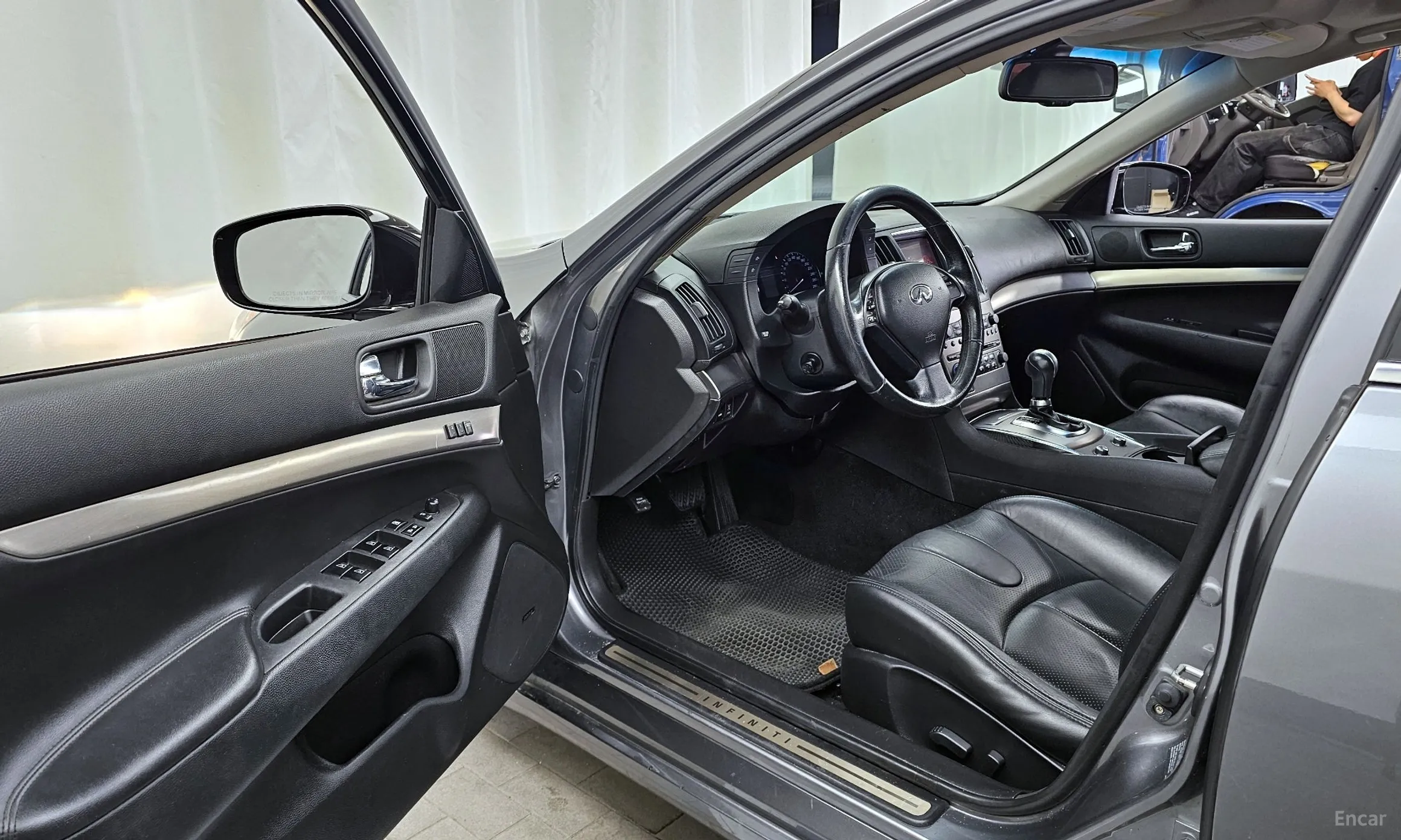 Infiniti G37 превью 6
