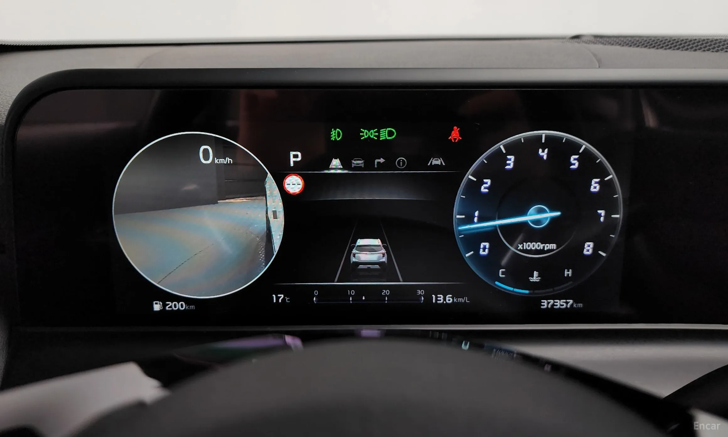 Kia Seltos превью 8