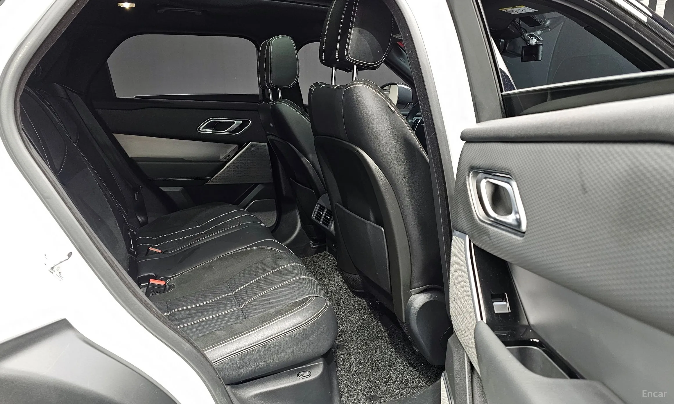 Land Rover Range Rover Bella превью 12