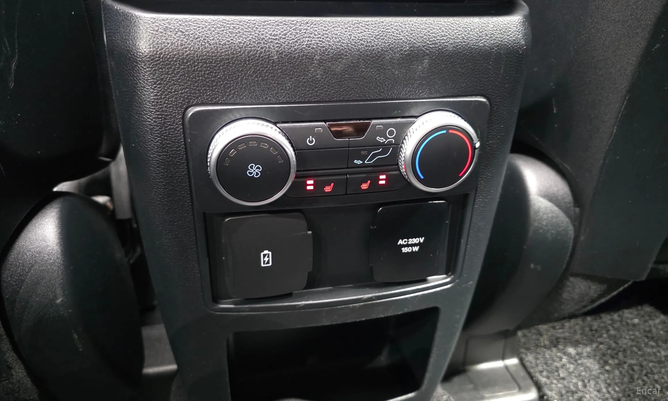Ford Explorer 6th Generation превью 19