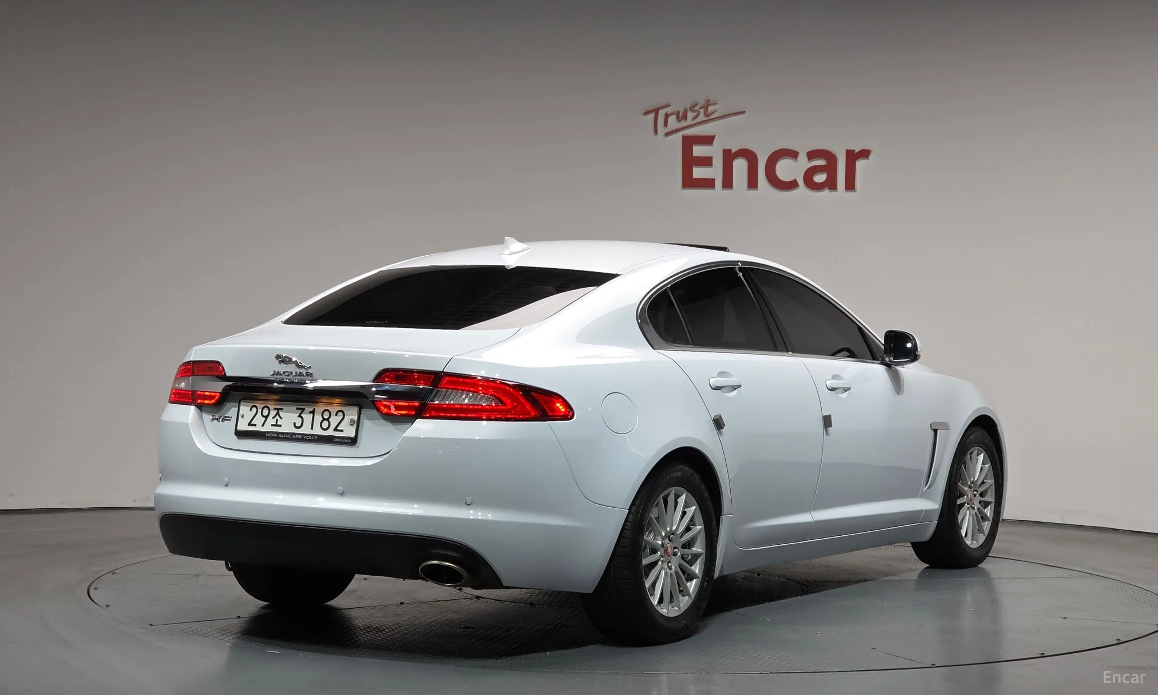 Jaguar New XF