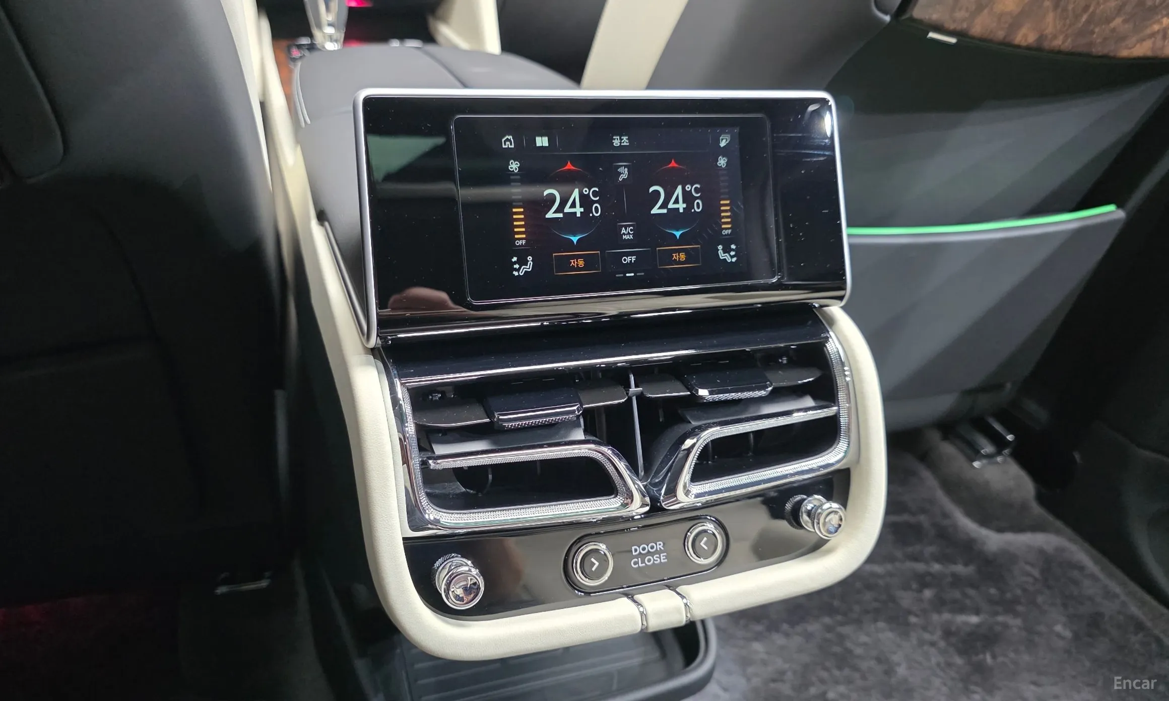 Bentley Bentayga превью 18