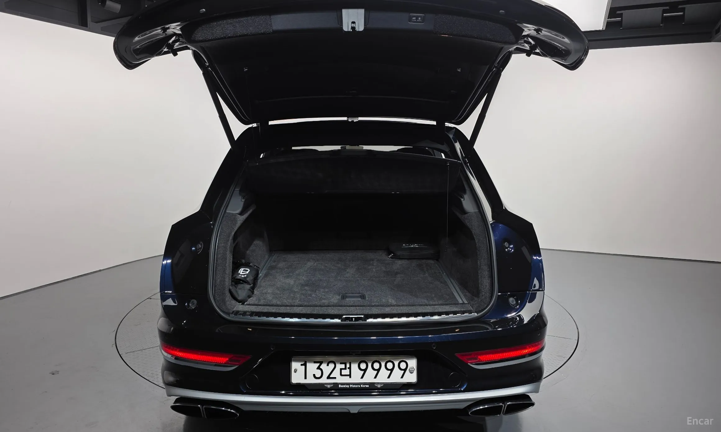 Bentley Bentayga превью 20