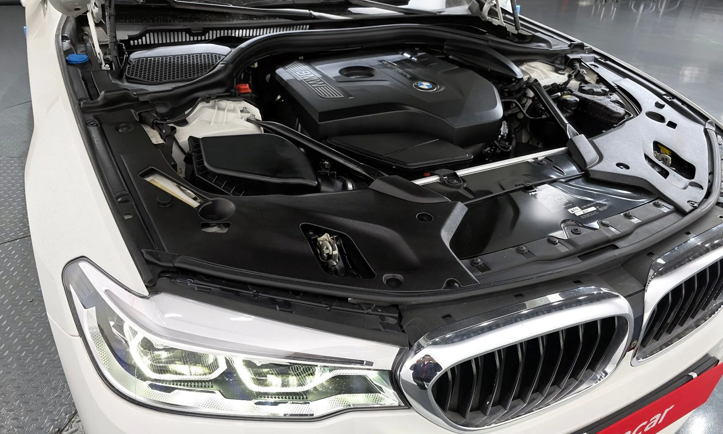 BMW 5 Series (G30) превью 6
