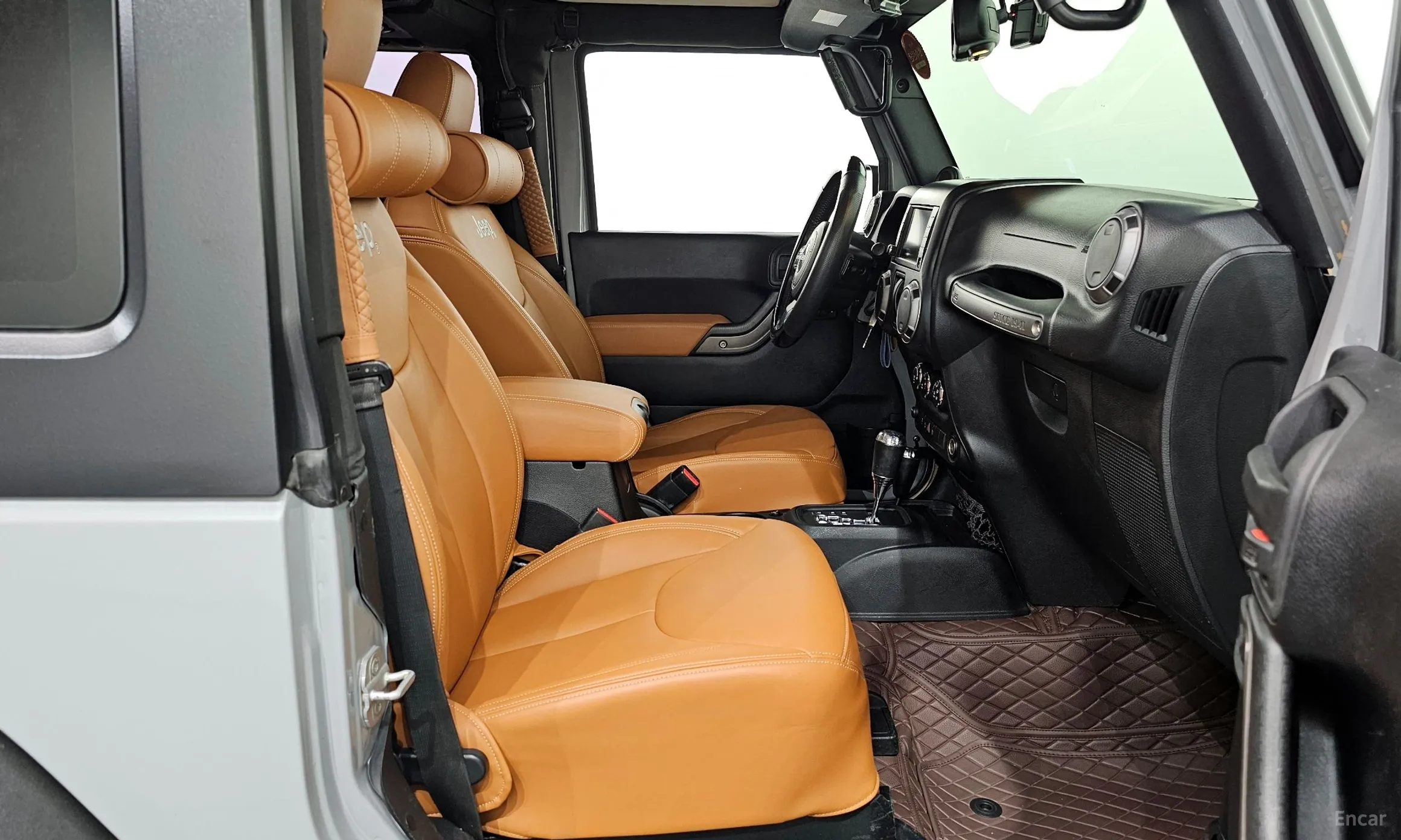 Jeep Wrangler (JK) превью 11