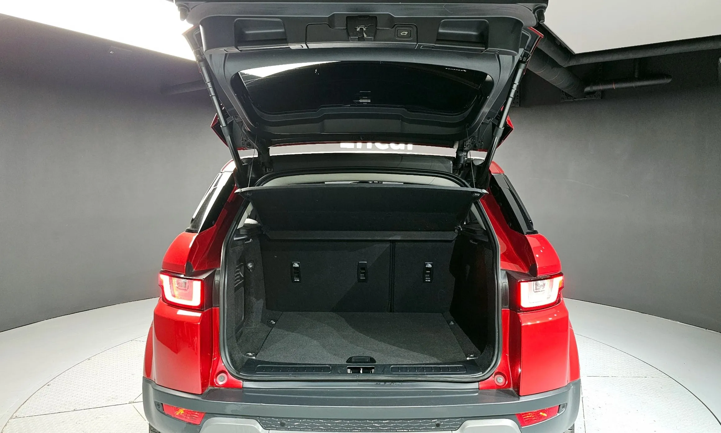 Land Rover Range Rover Evoque превью 20