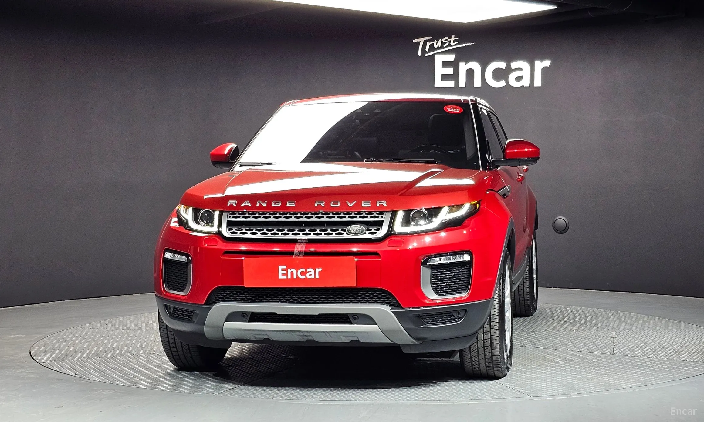Land Rover Range Rover Evoque превью 3