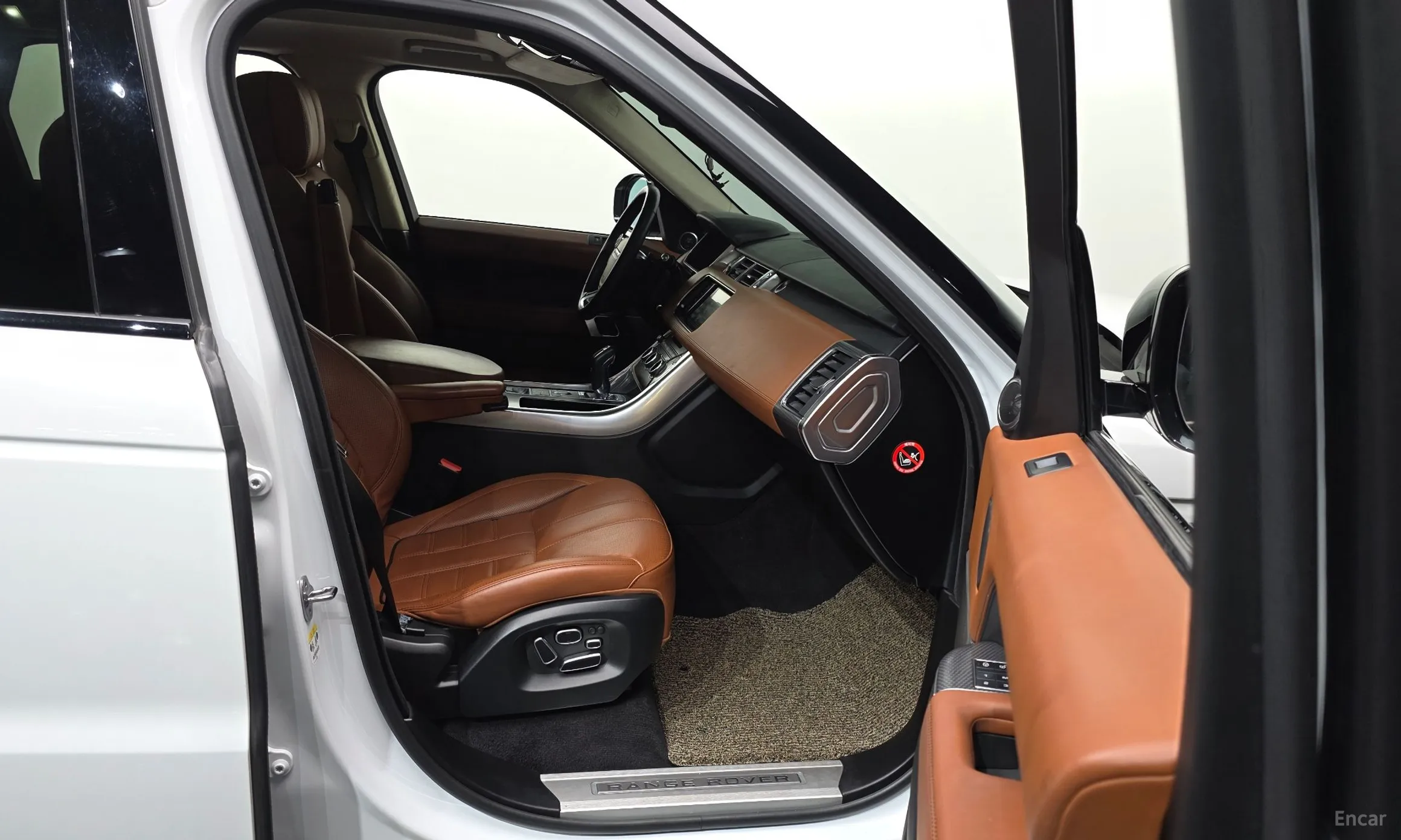 Land Rover Range Rover Sport 2nd Generation превью 11