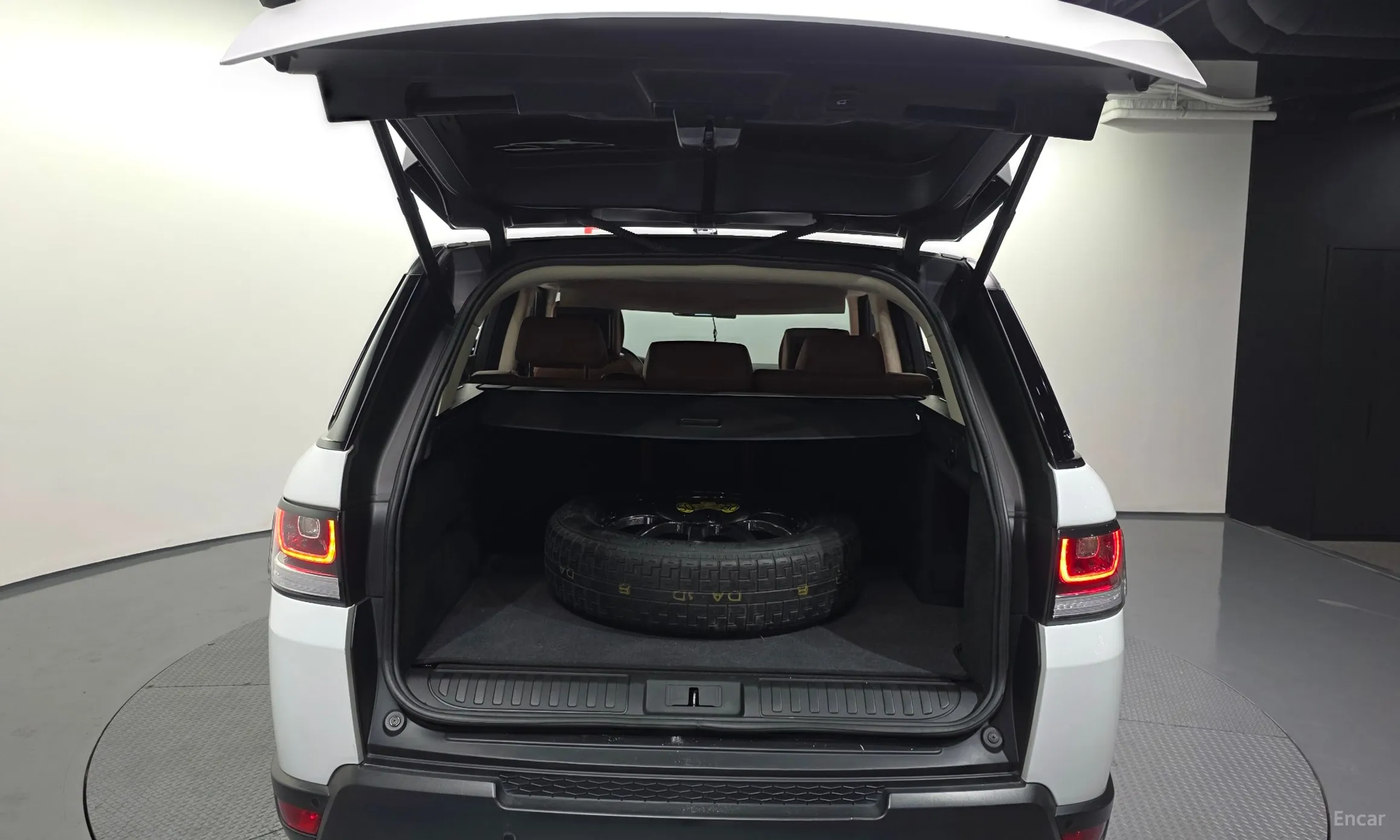 Land Rover Range Rover Sport 2nd Generation превью 20