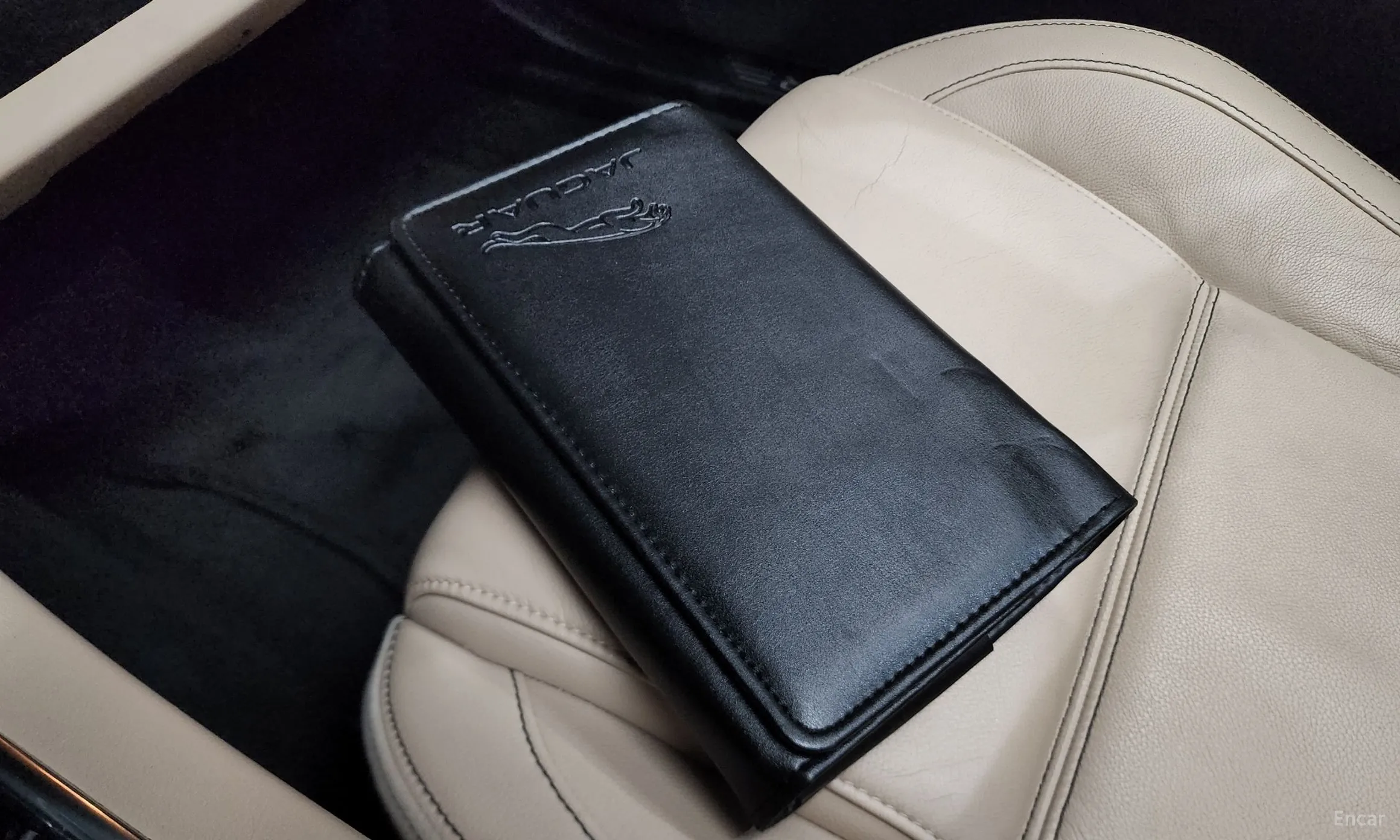 Jaguar XE превью 18