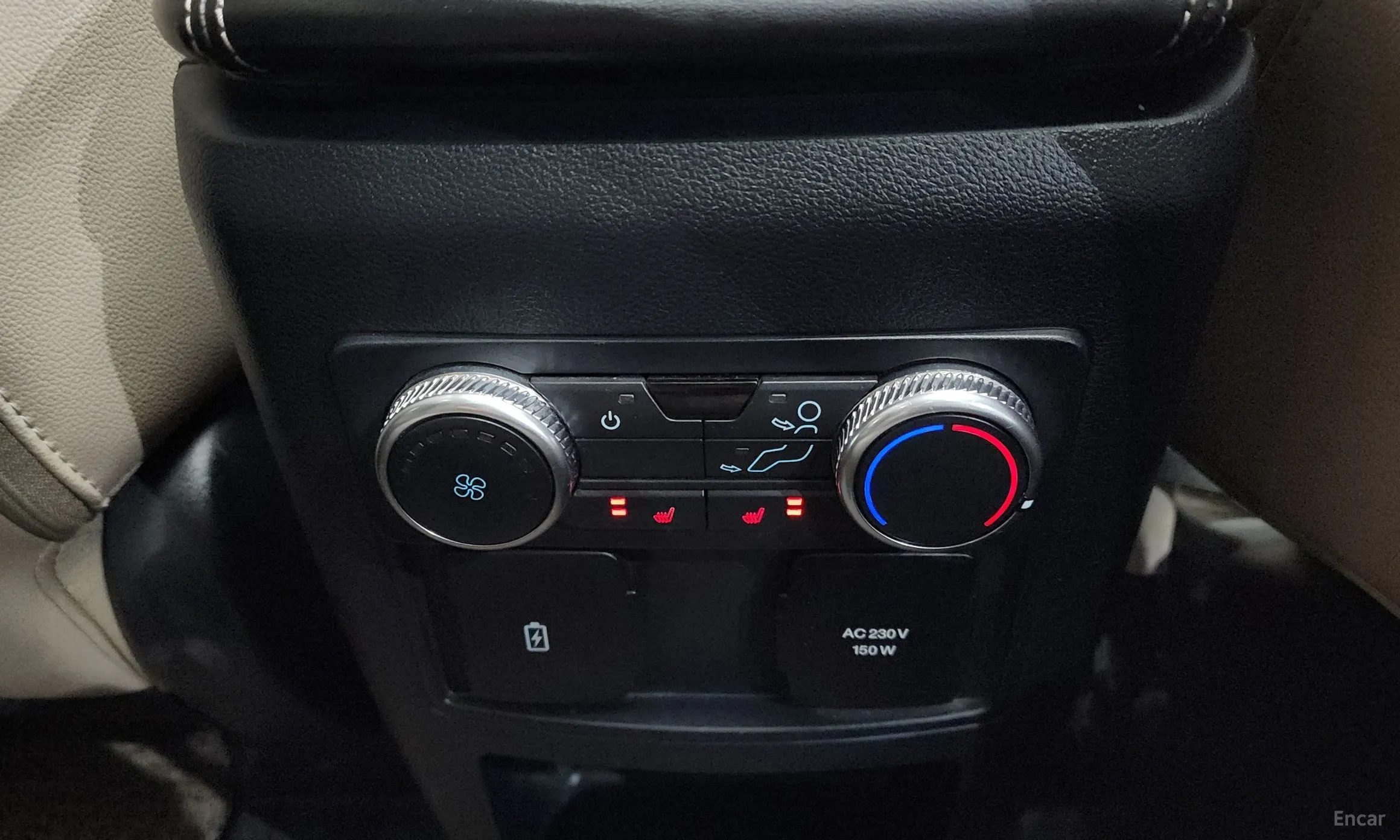 Ford Explorer 6th Generation превью 19