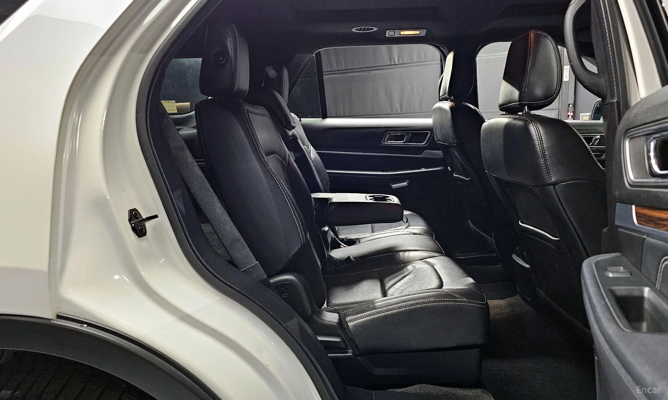 Ford Explorer превью 11