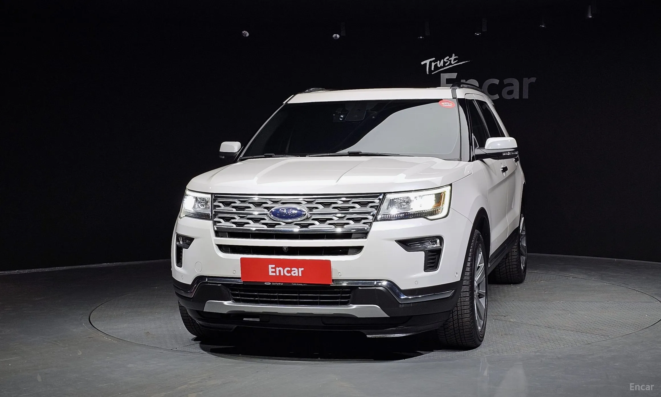 Ford Explorer превью 3
