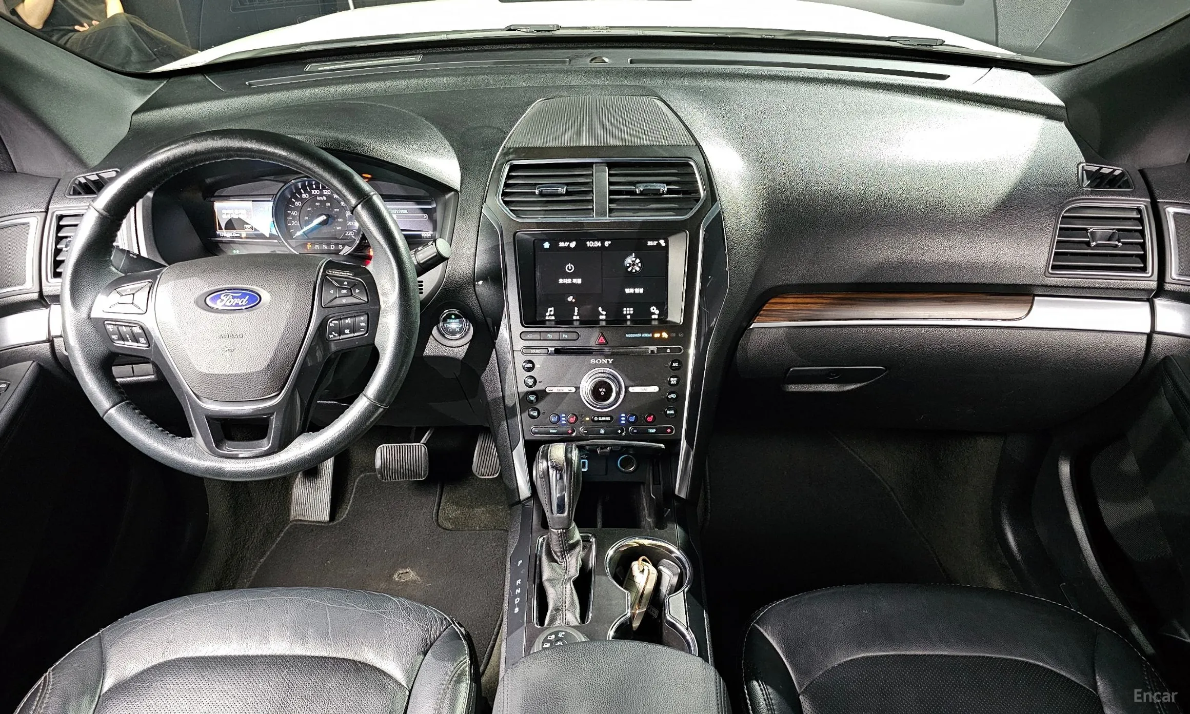 Ford Explorer превью 7