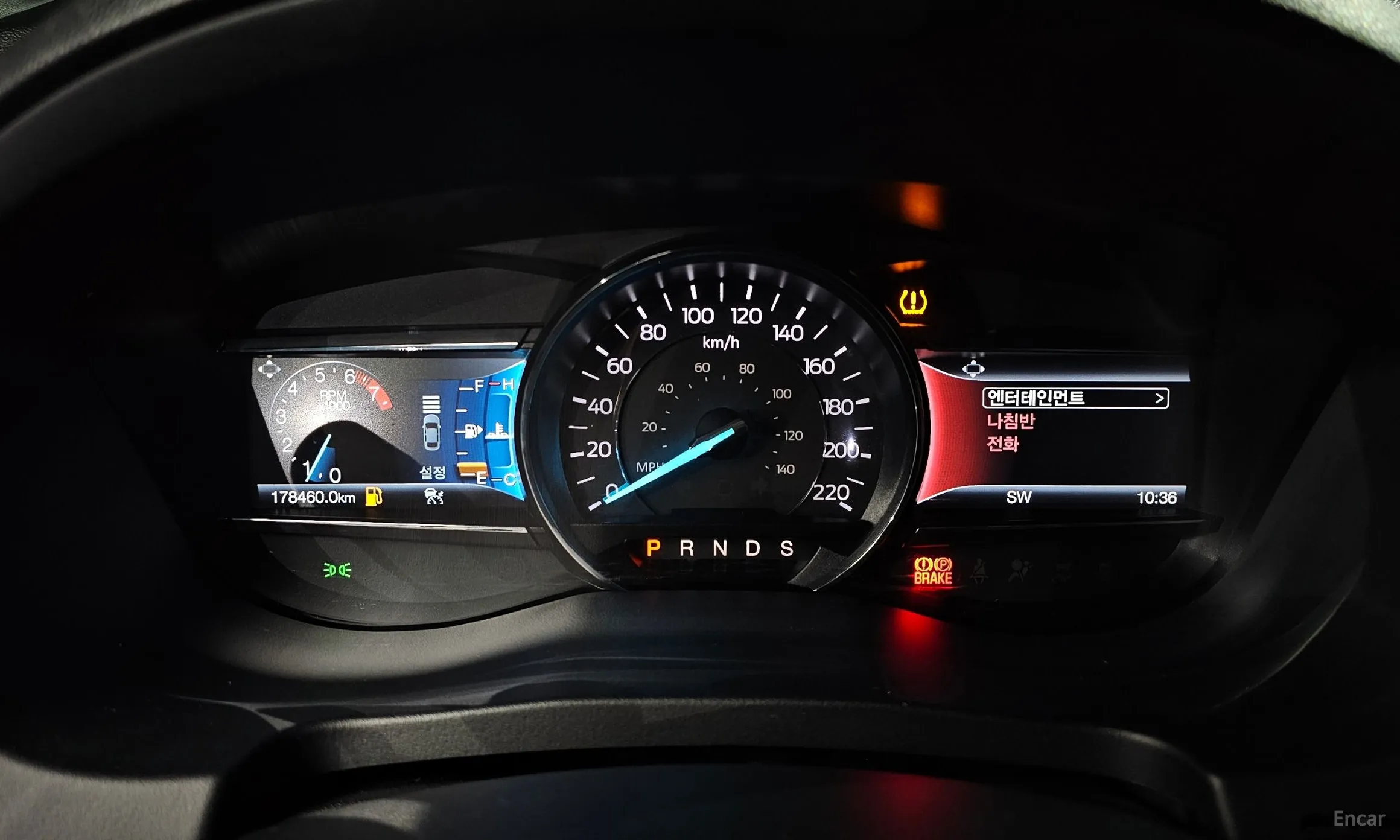 Ford Explorer превью 8