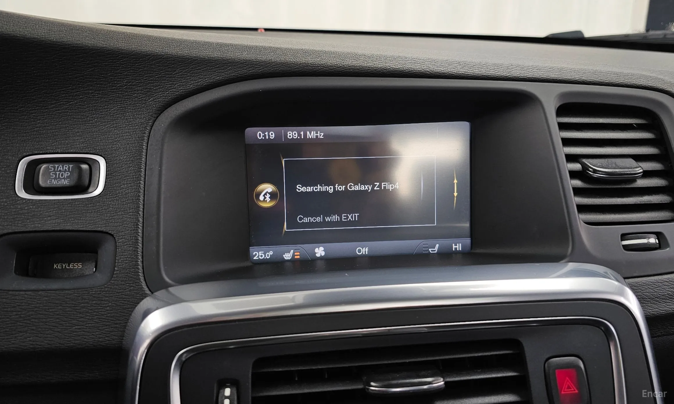 Volvo S60 превью 16