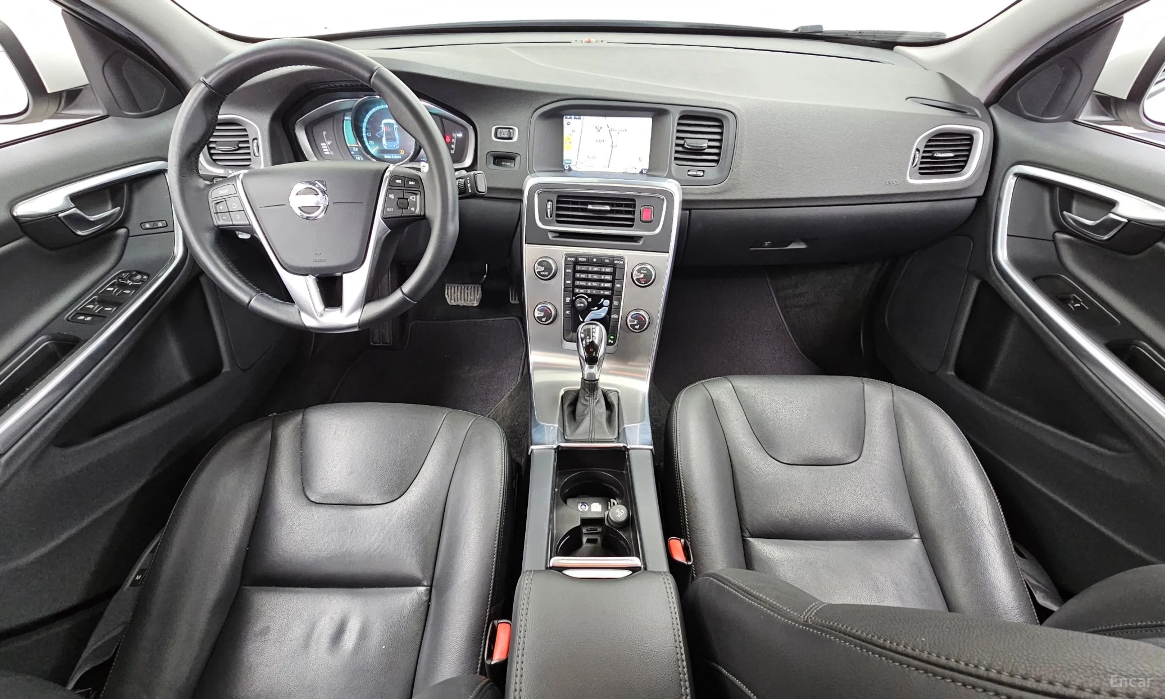 Volvo S60 превью 7
