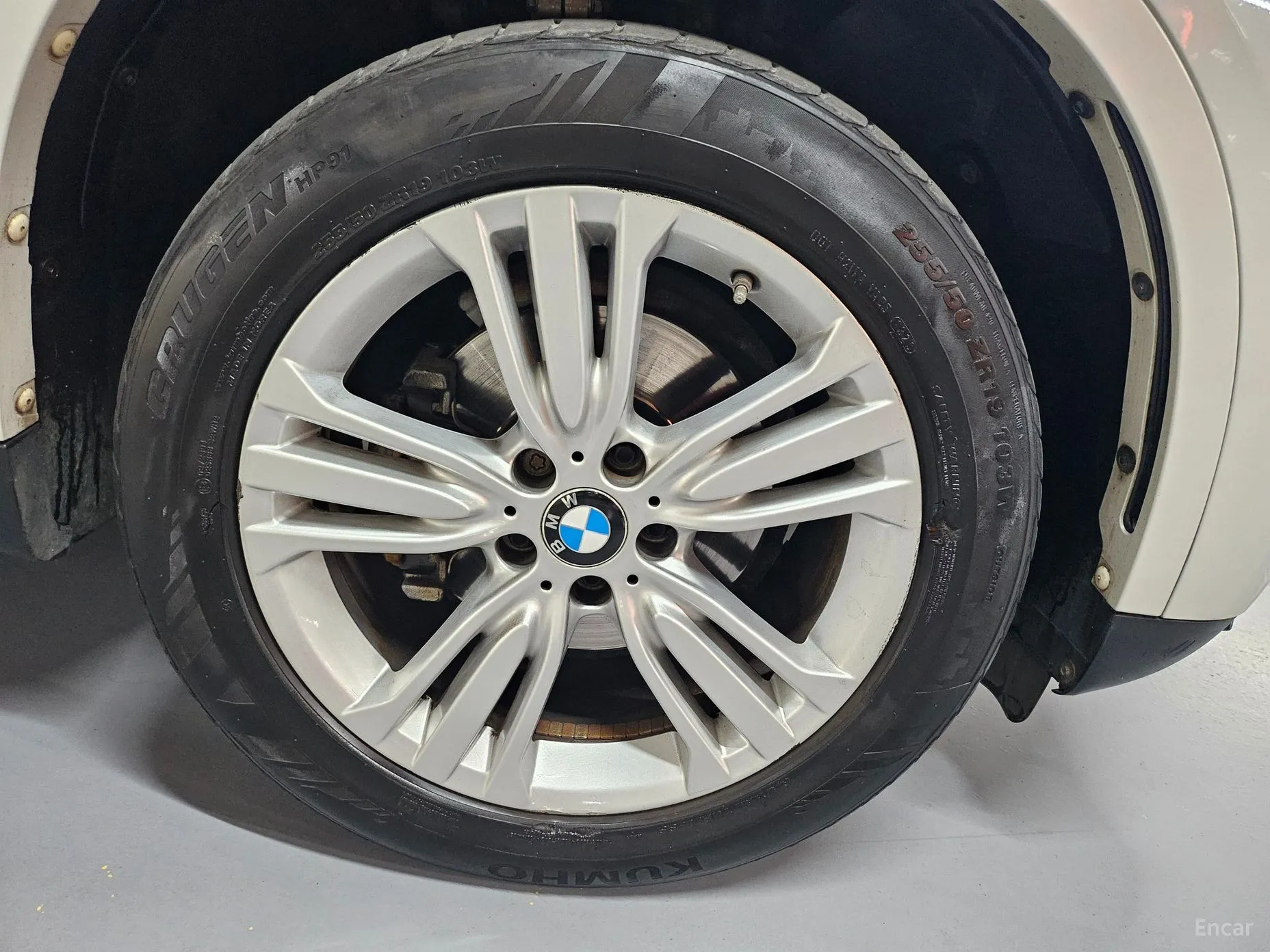 BMW X5 (F15) превью 9