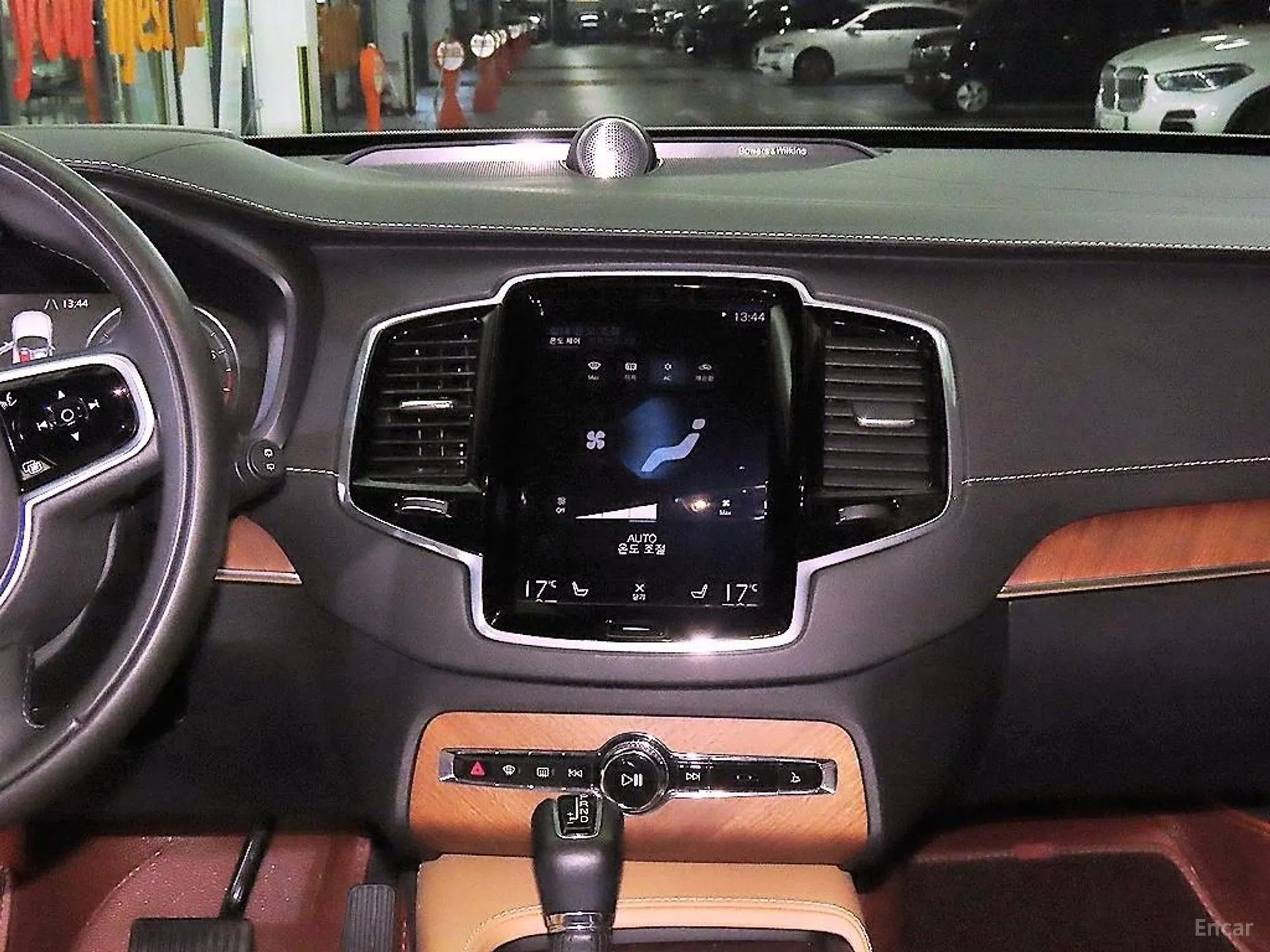 Volvo XC90 Gen 2 превью 11