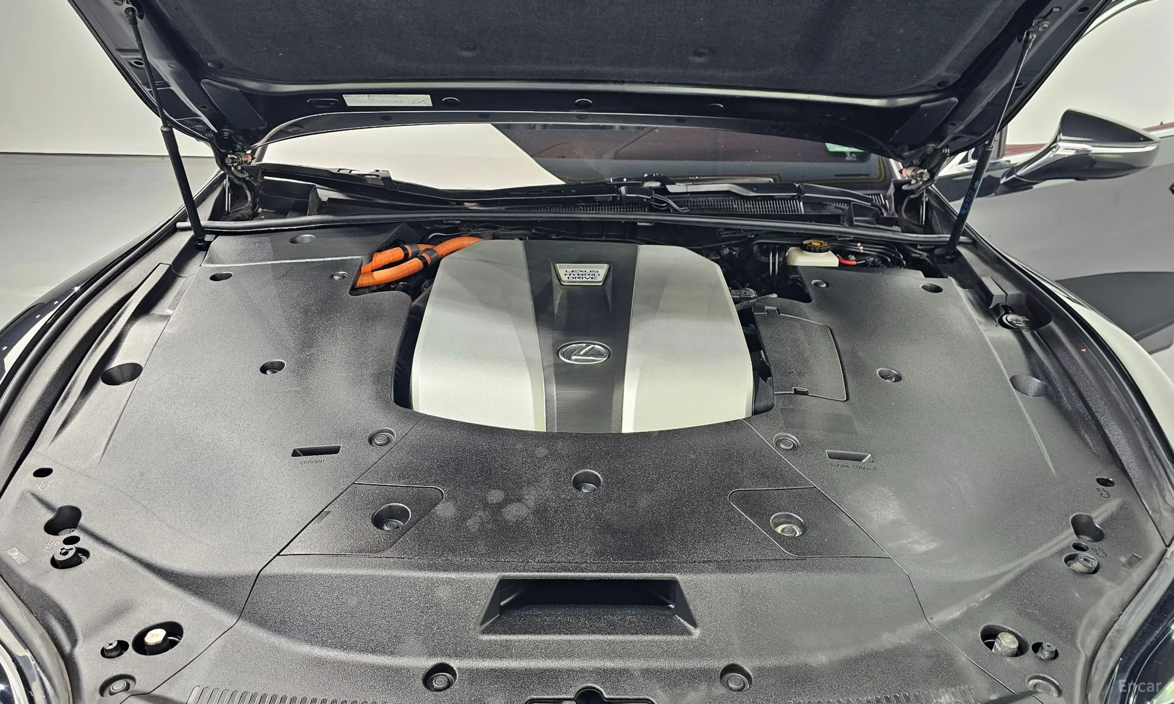 Lexus LS500h Gen 5 превью 6