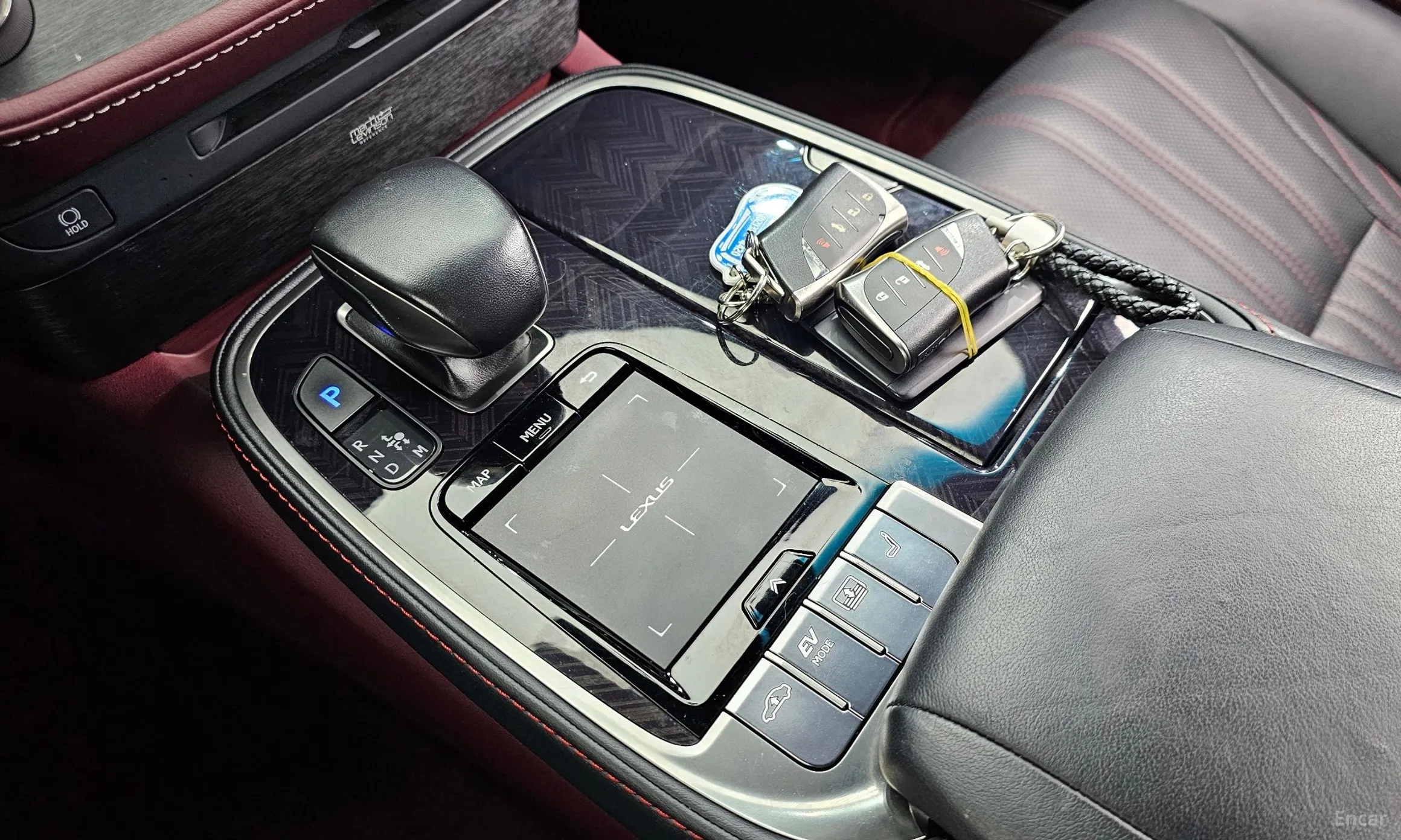 Lexus LS500h Gen 5 превью 9