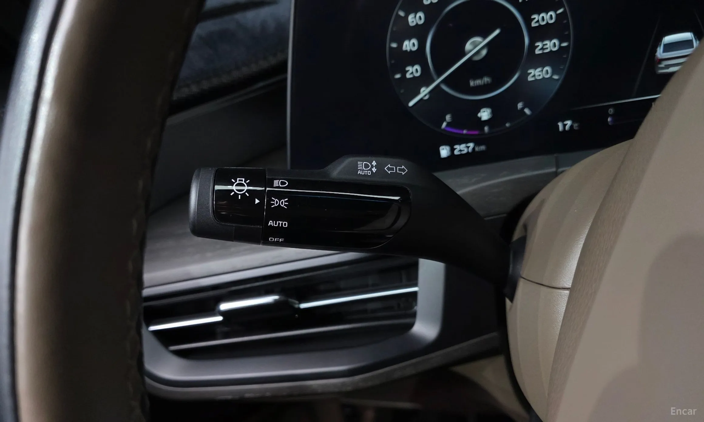 Kia K8 превью 20