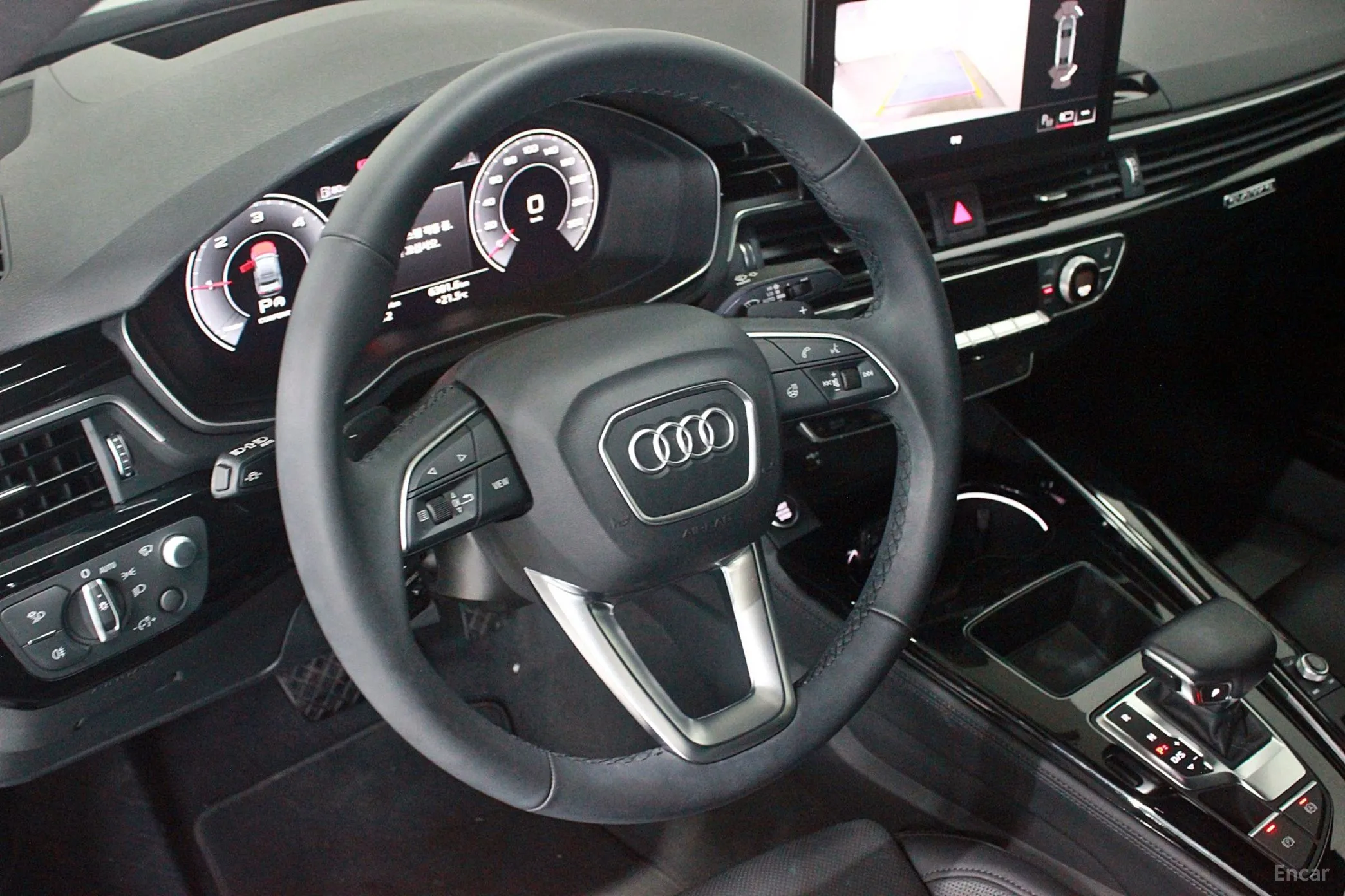 Audi A4 (B9) превью 13