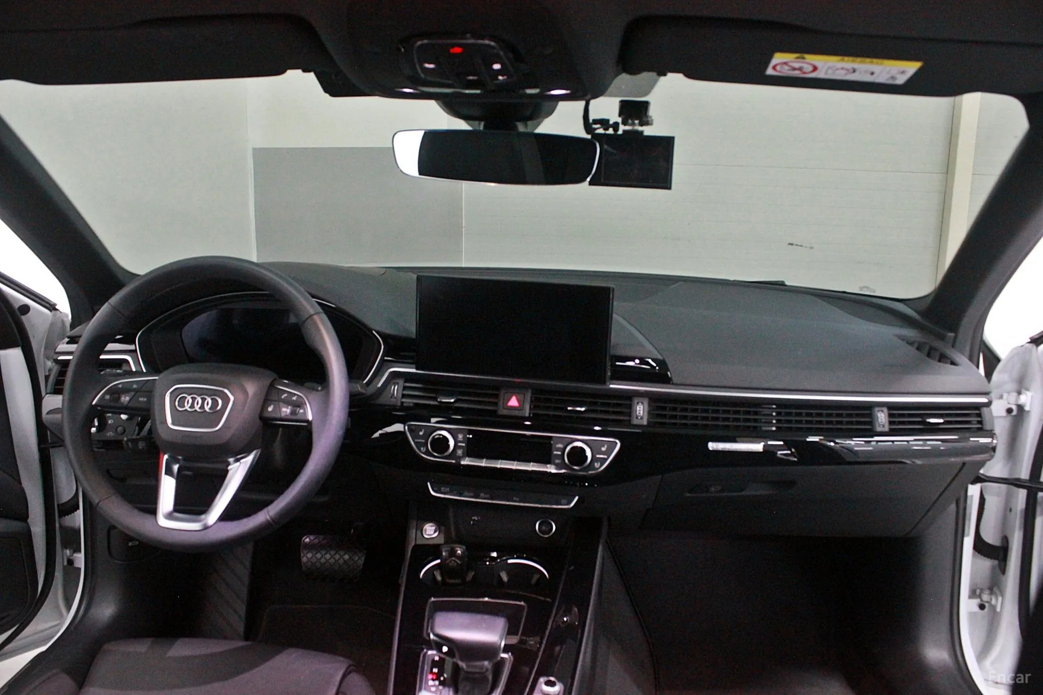 Audi A4 (B9) превью 7
