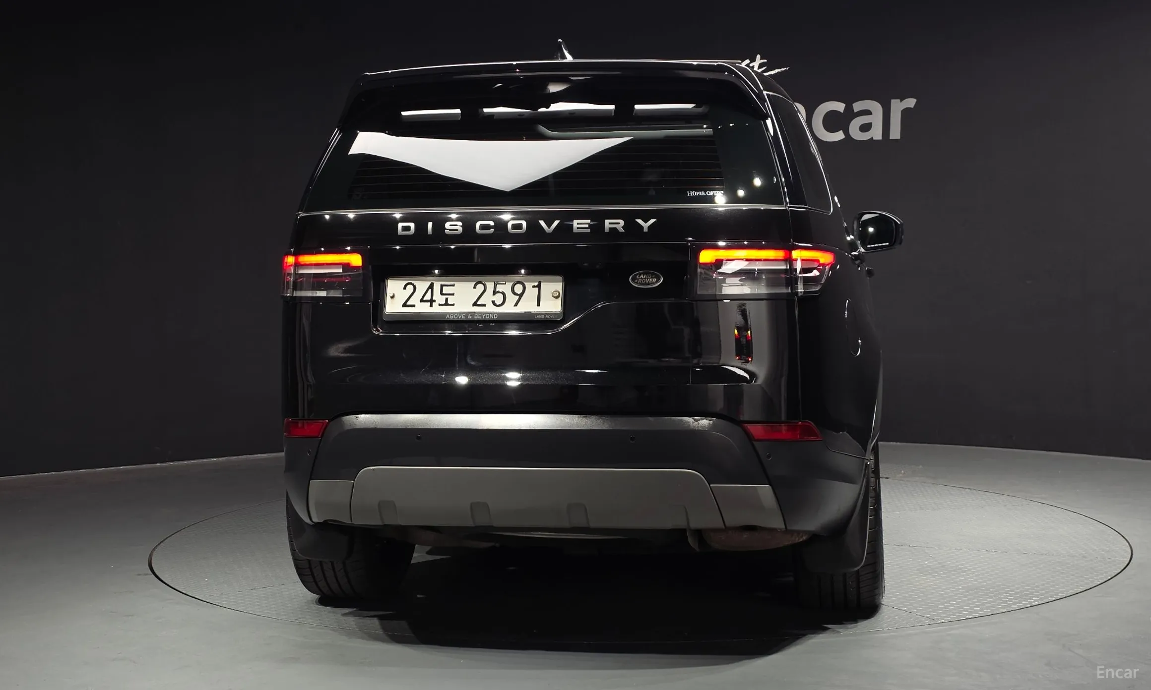 Land Rover Discovery 5 превью 4