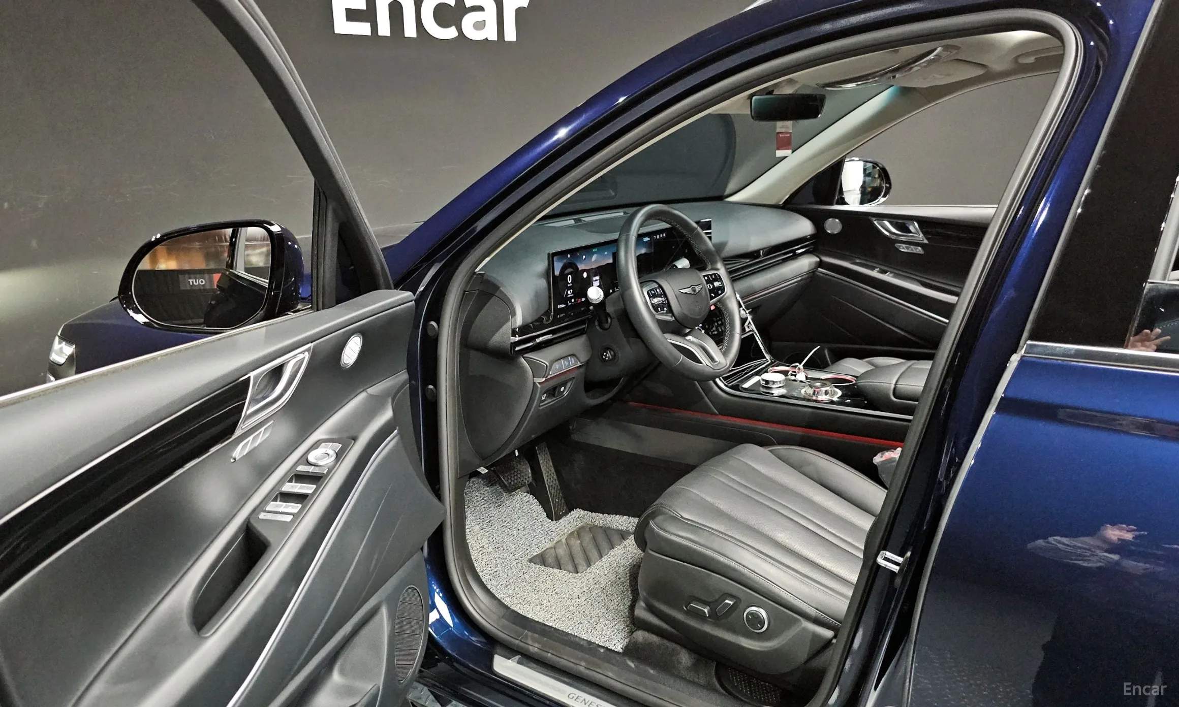 Genesis GV80 превью 10