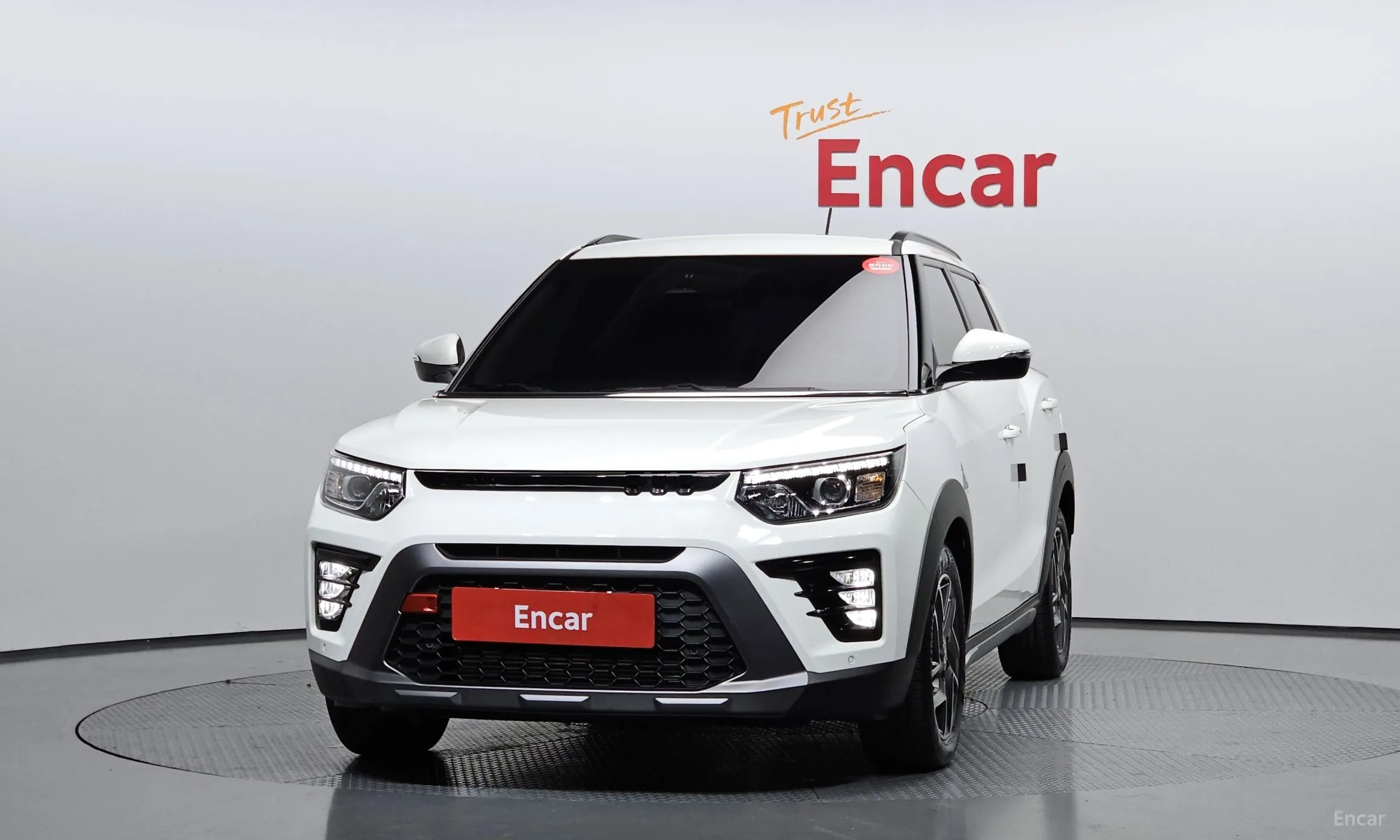 KG Mobility (SsangYong) Tivoli превью 3