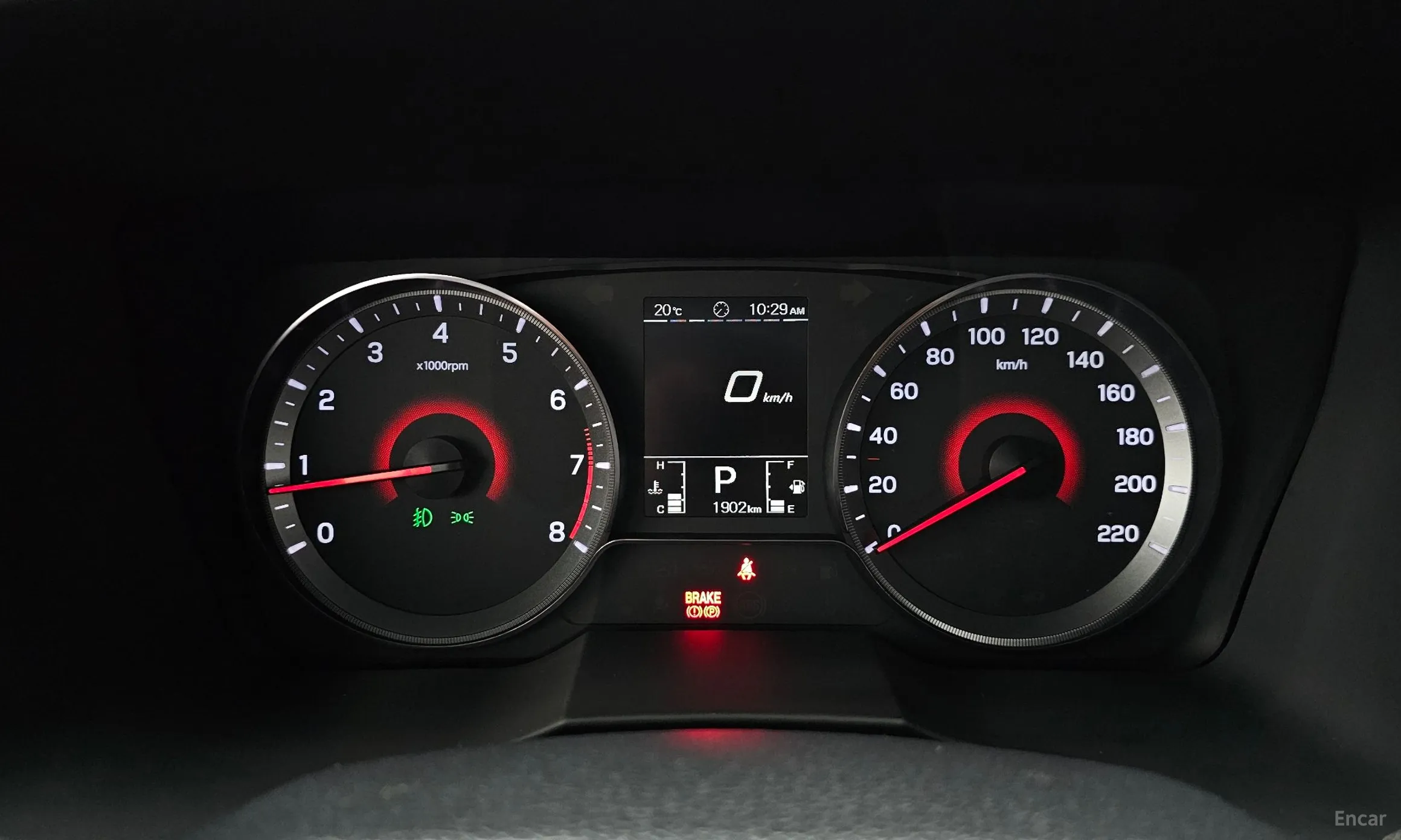 KG Mobility (SsangYong) Tivoli превью 8