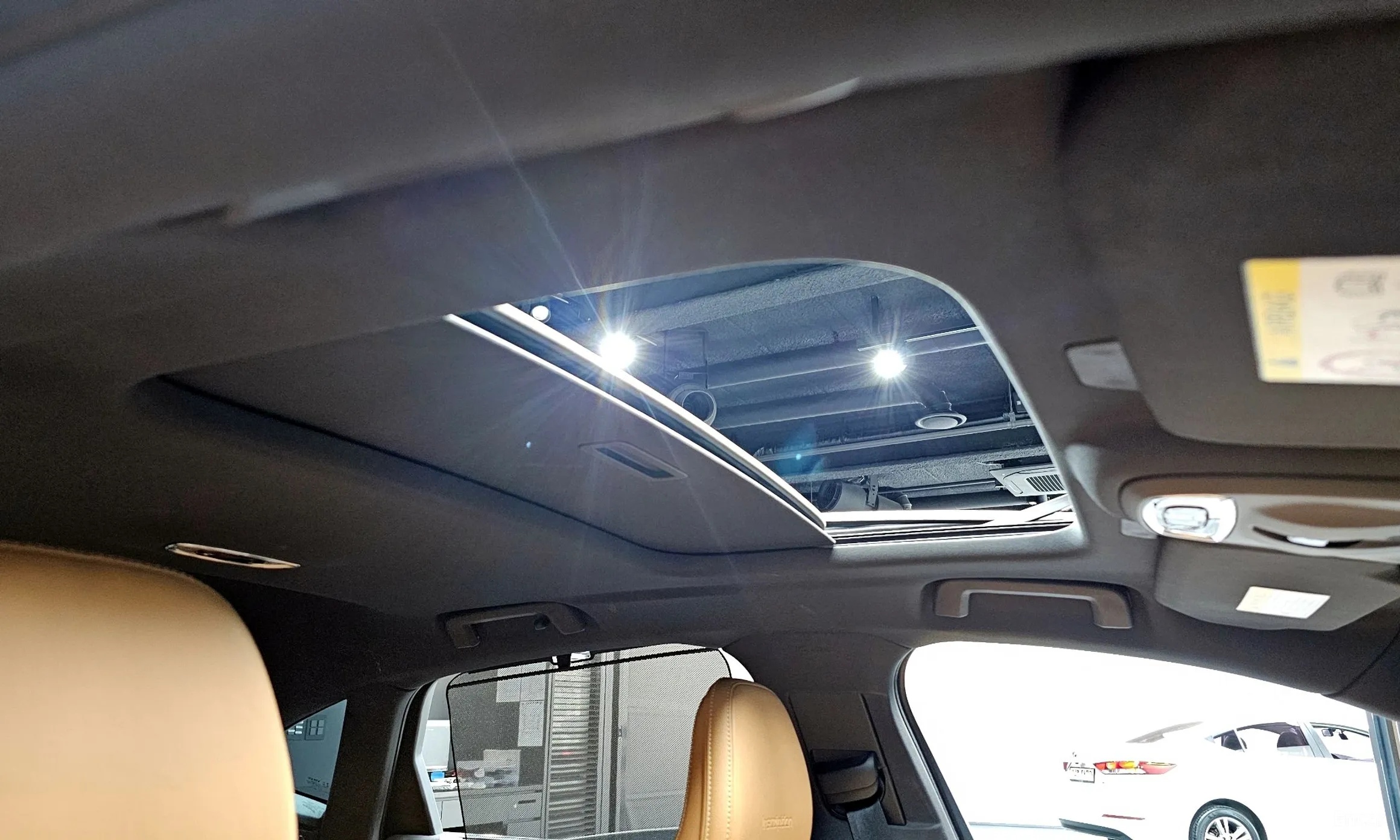 Volvo S90 превью 18