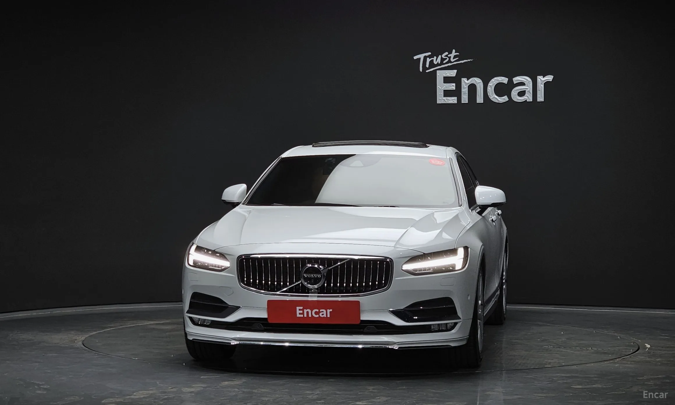 Volvo S90 превью 3