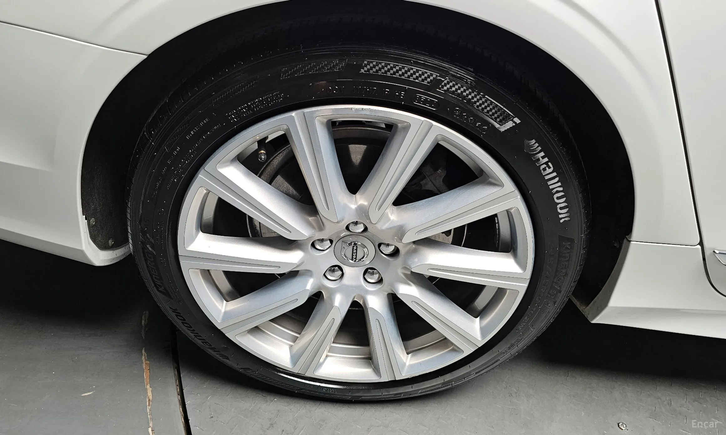 Volvo S90 превью 5