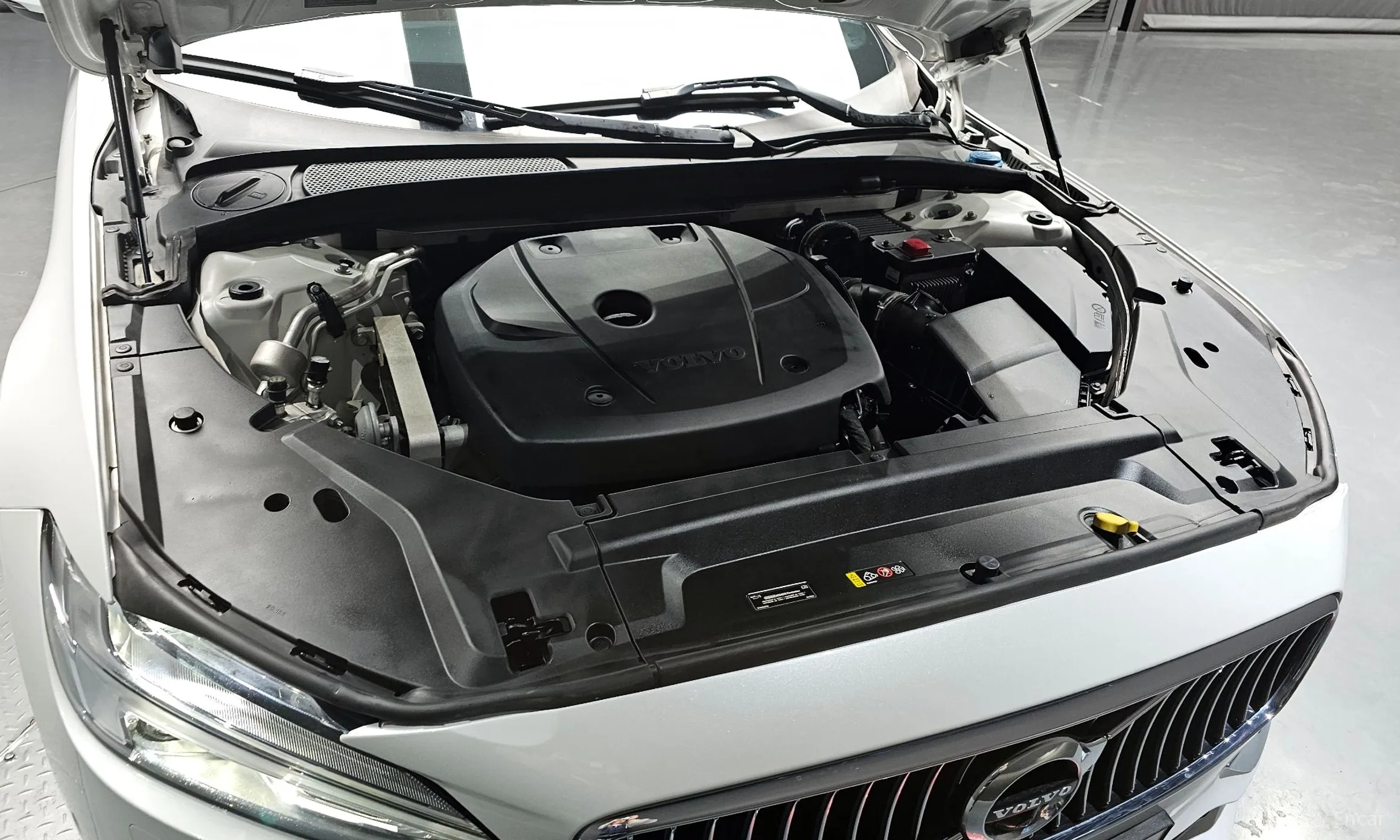 Volvo S90 превью 6