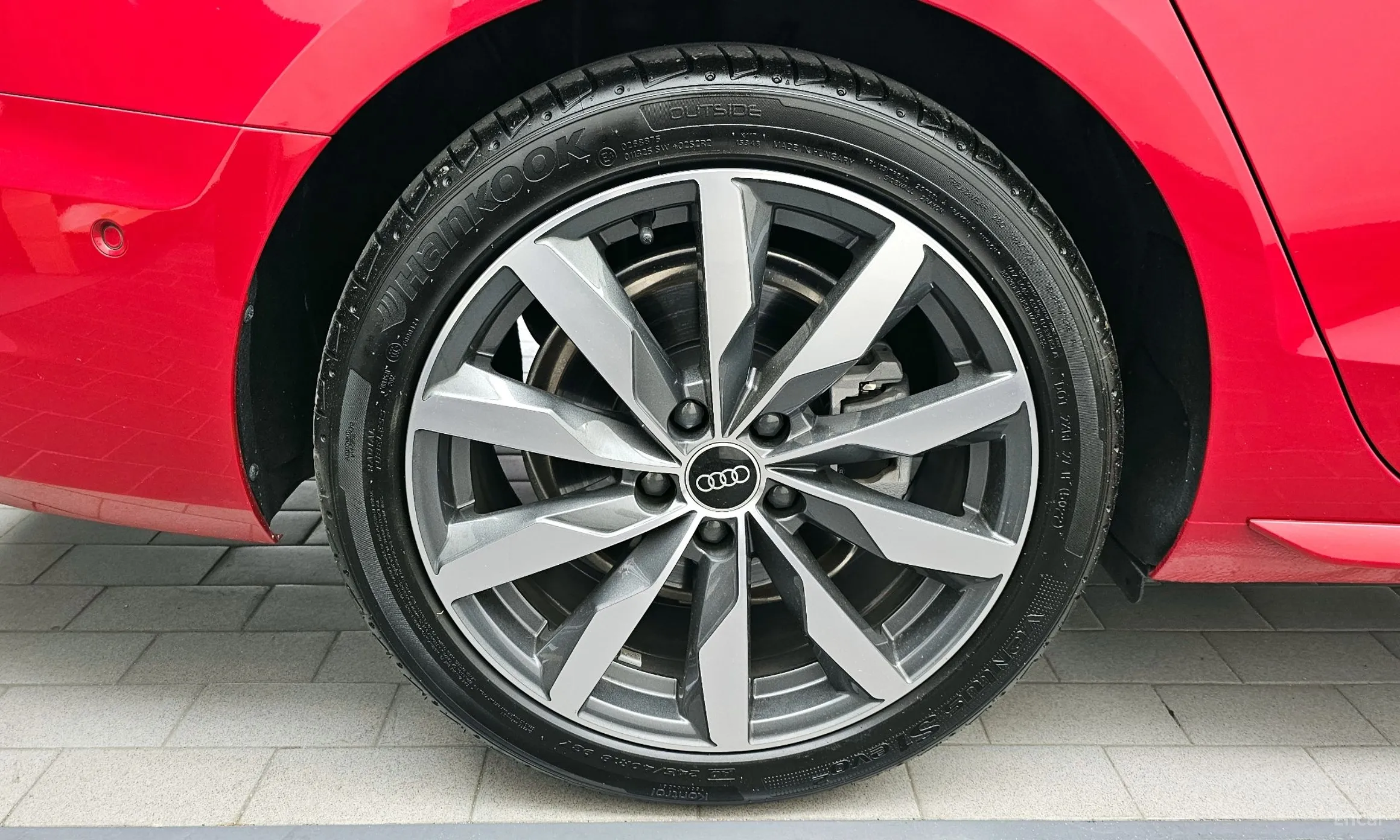 Audi A4 (B9) превью 5
