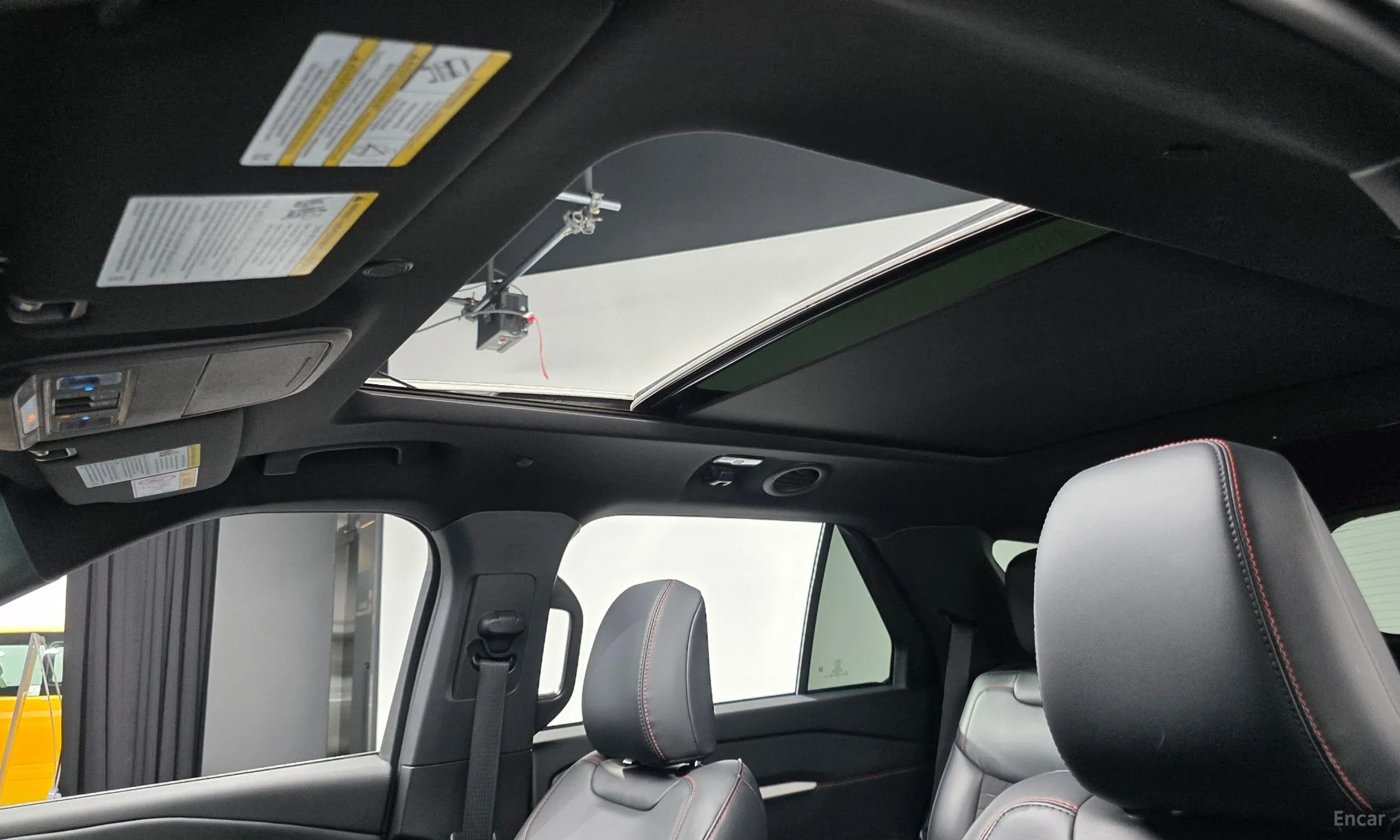 Ford Explorer 6th Generation превью 19