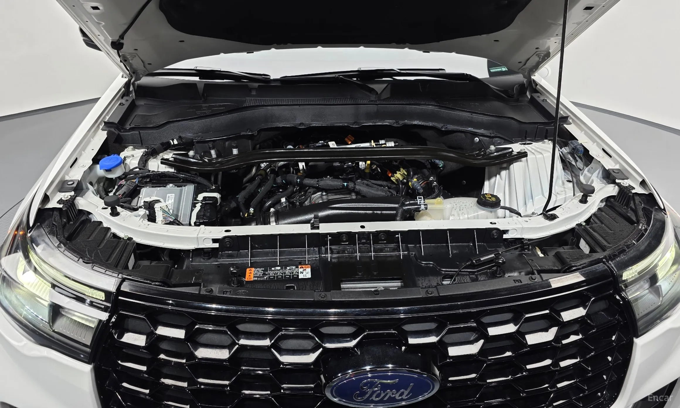 Ford Explorer 6th Generation превью 6