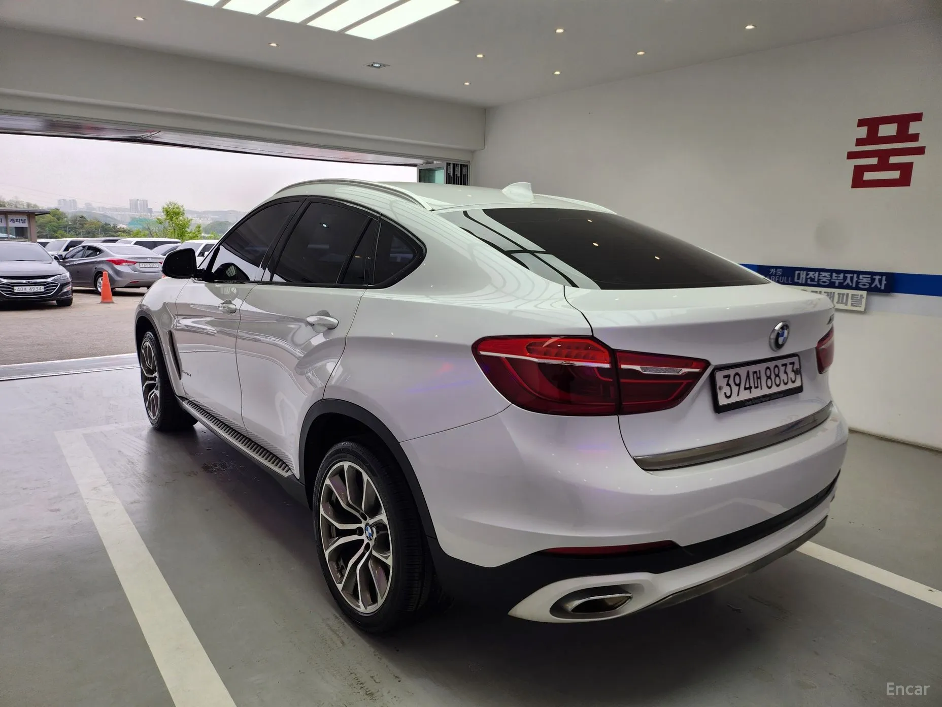 BMW X6 (F16) превью 12