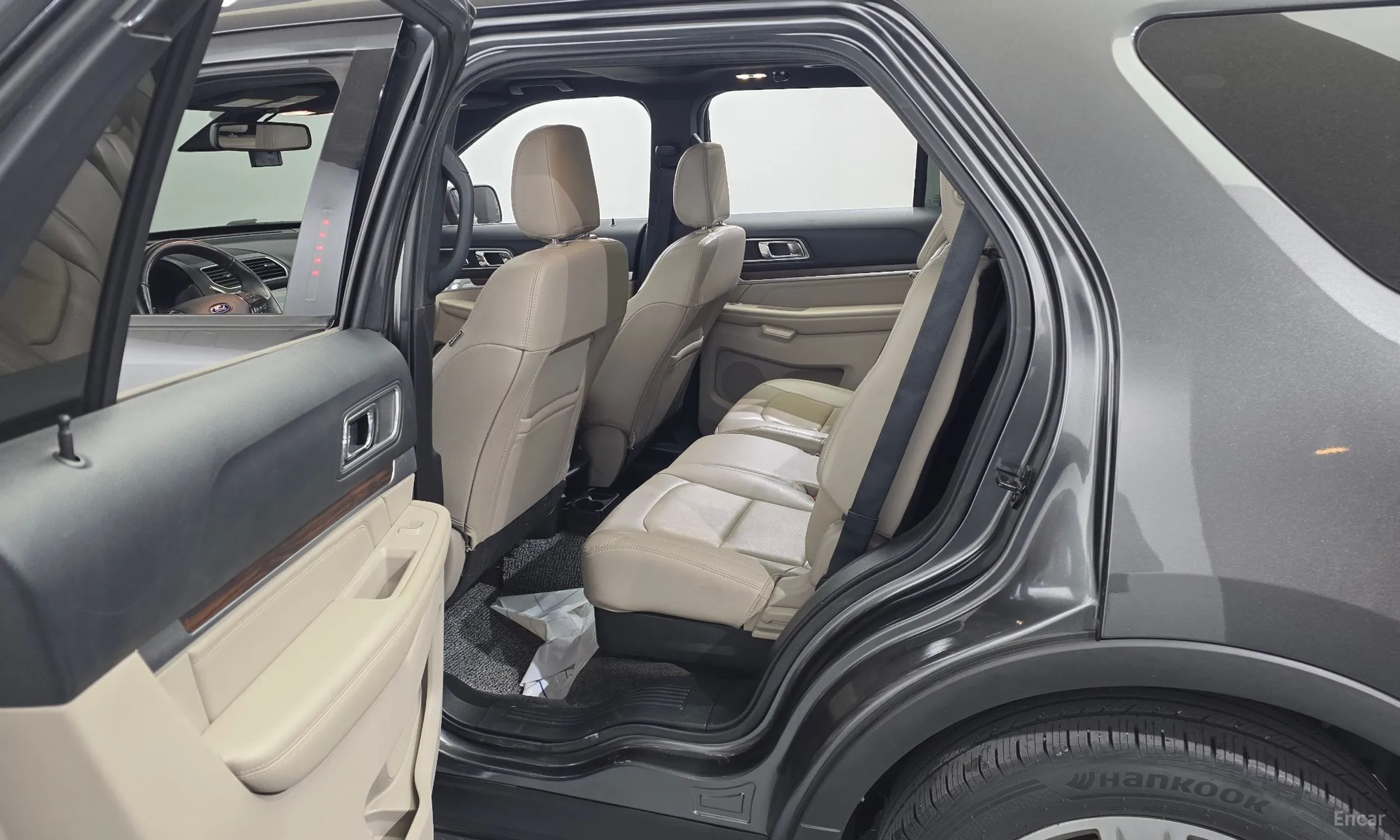 Ford Explorer превью 11