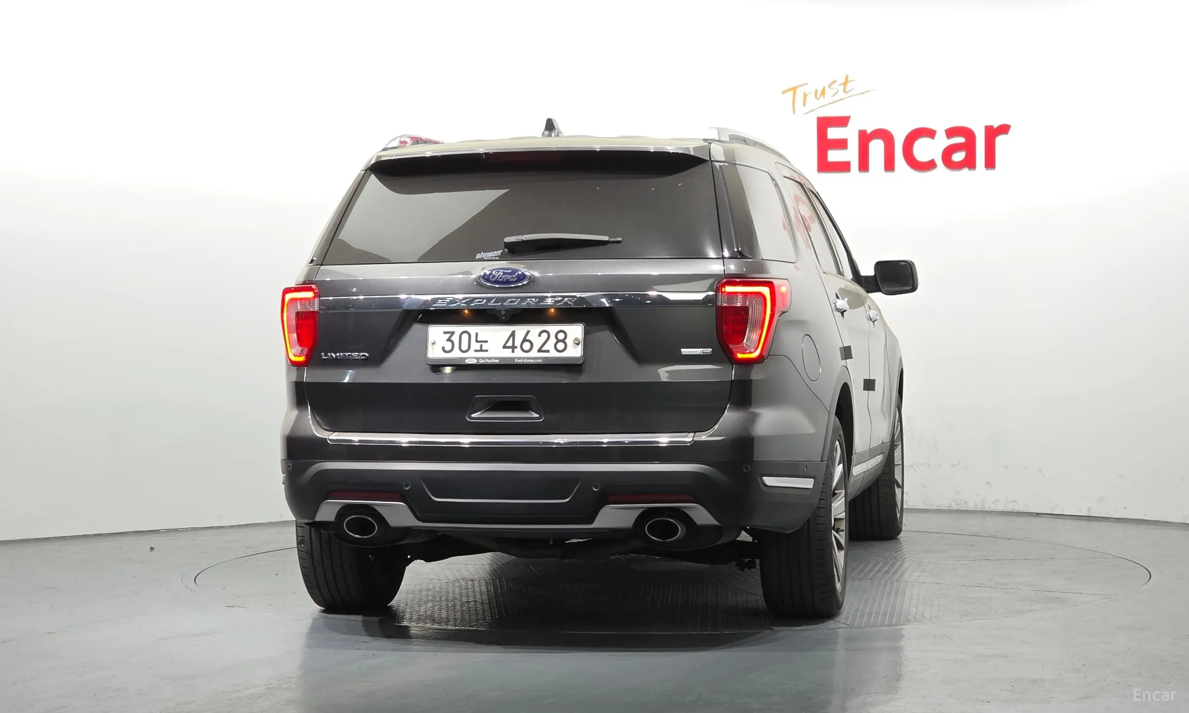 Ford Explorer превью 4