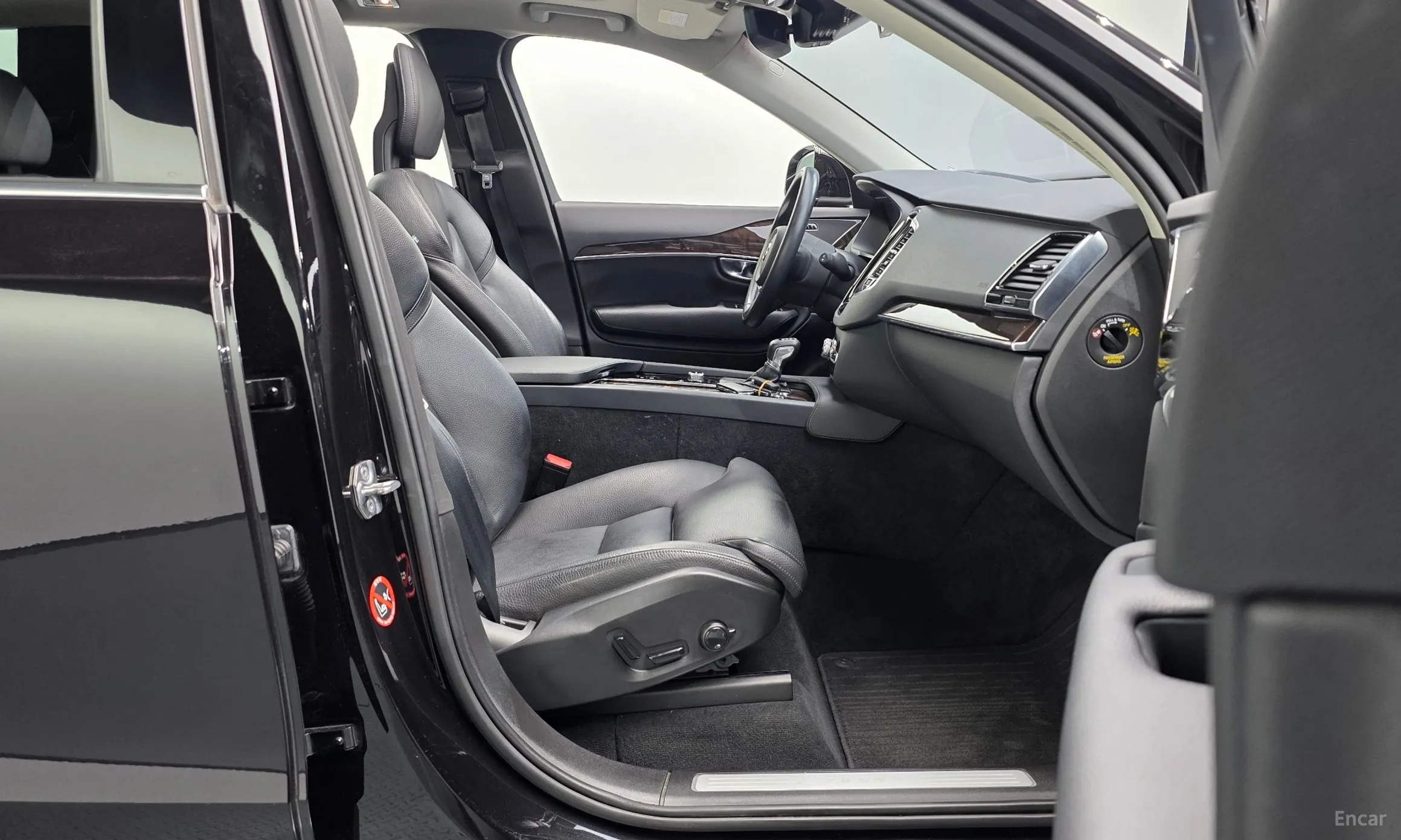 Volvo XC90 Gen 2 превью 11