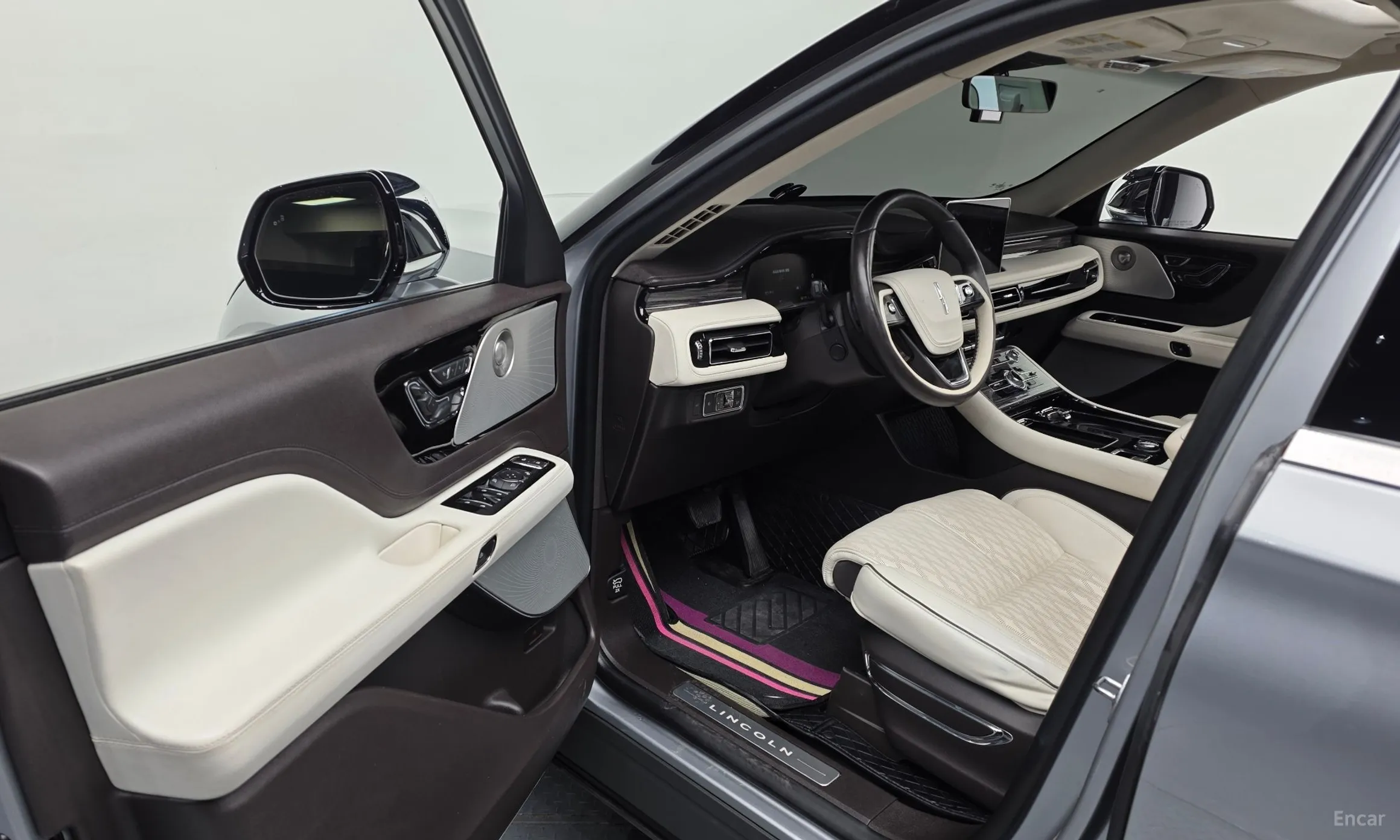 Lincoln Aviator 2nd Generation превью 10