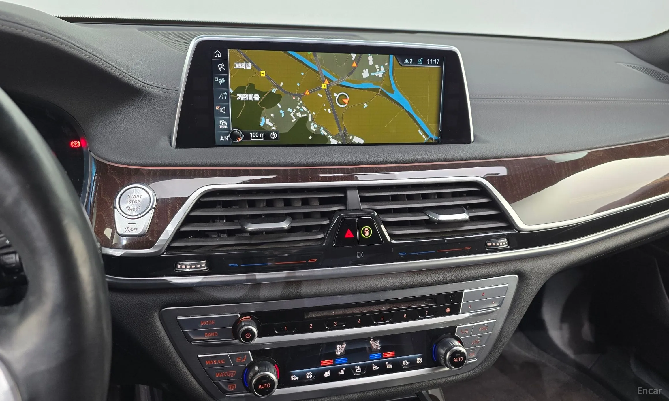 BMW 7 Series (G11) превью 14