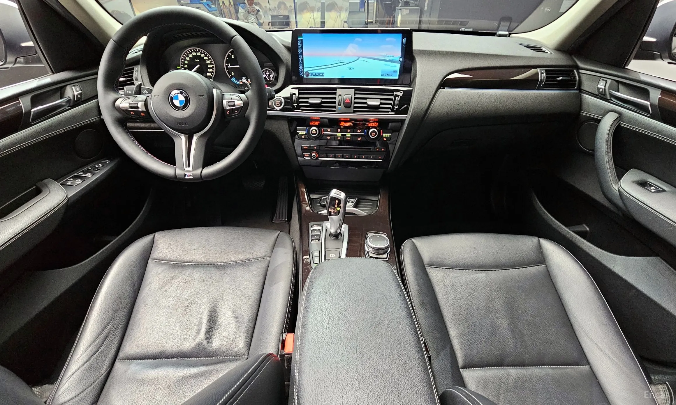 BMW X3 (F25) превью 7