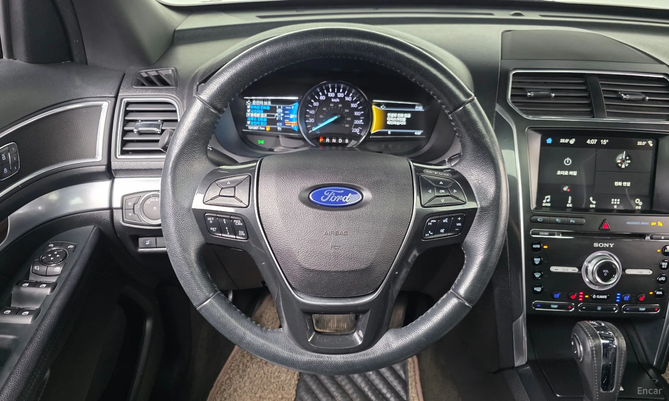 Ford Explorer превью 13