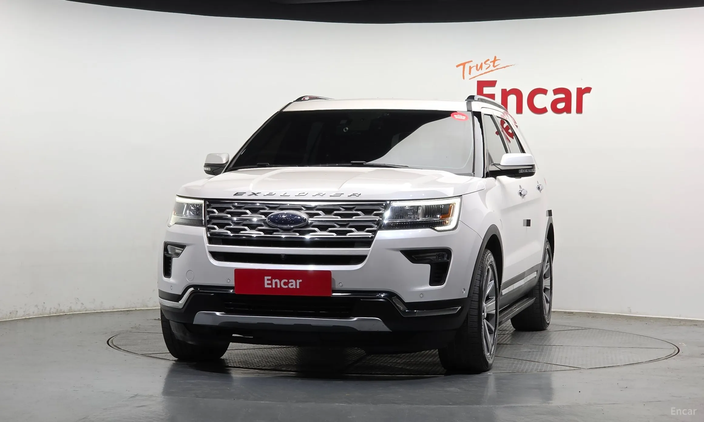 Ford Explorer превью 3