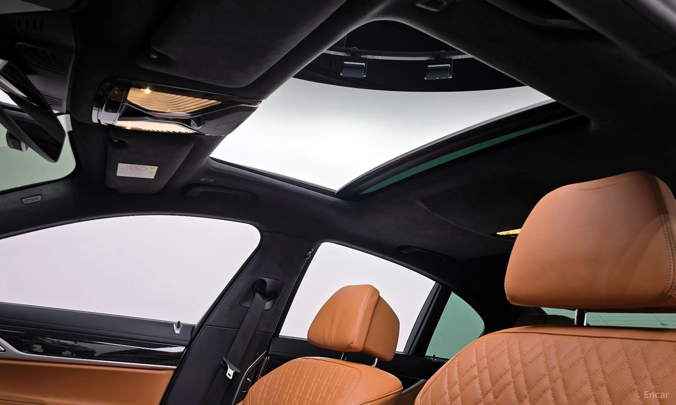 BMW 7 Series (G11) превью 18