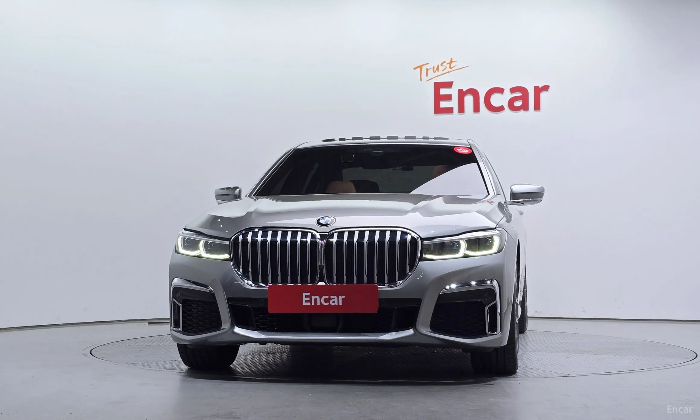 BMW 7 Series (G11) превью 3
